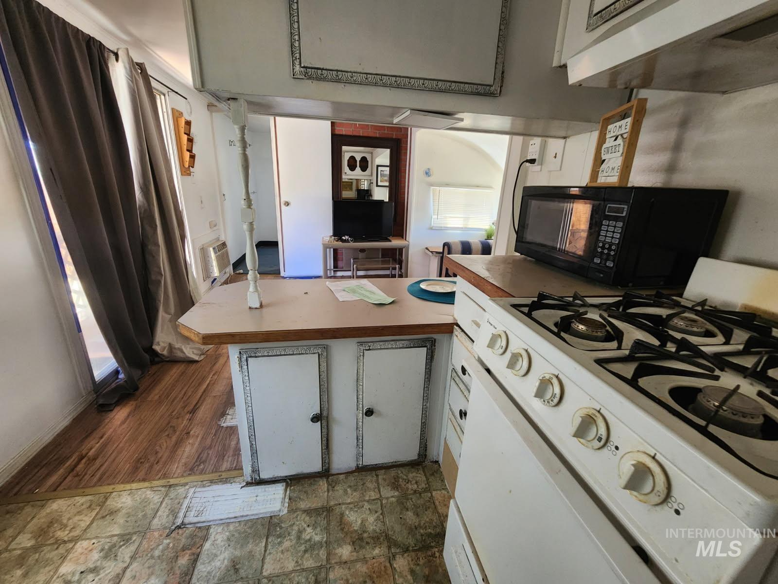 257 D Street Property Photo 13
