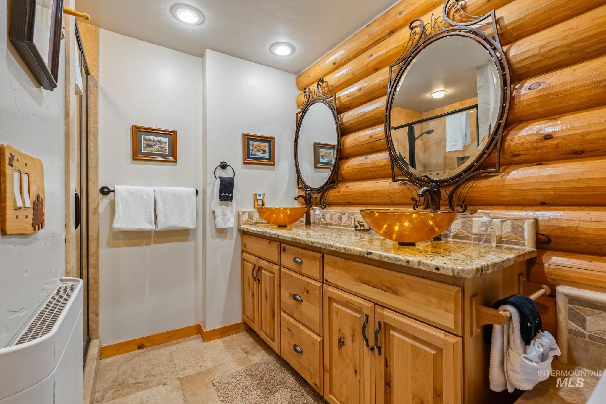 1160 Bellflower Pl. Property Photo 20