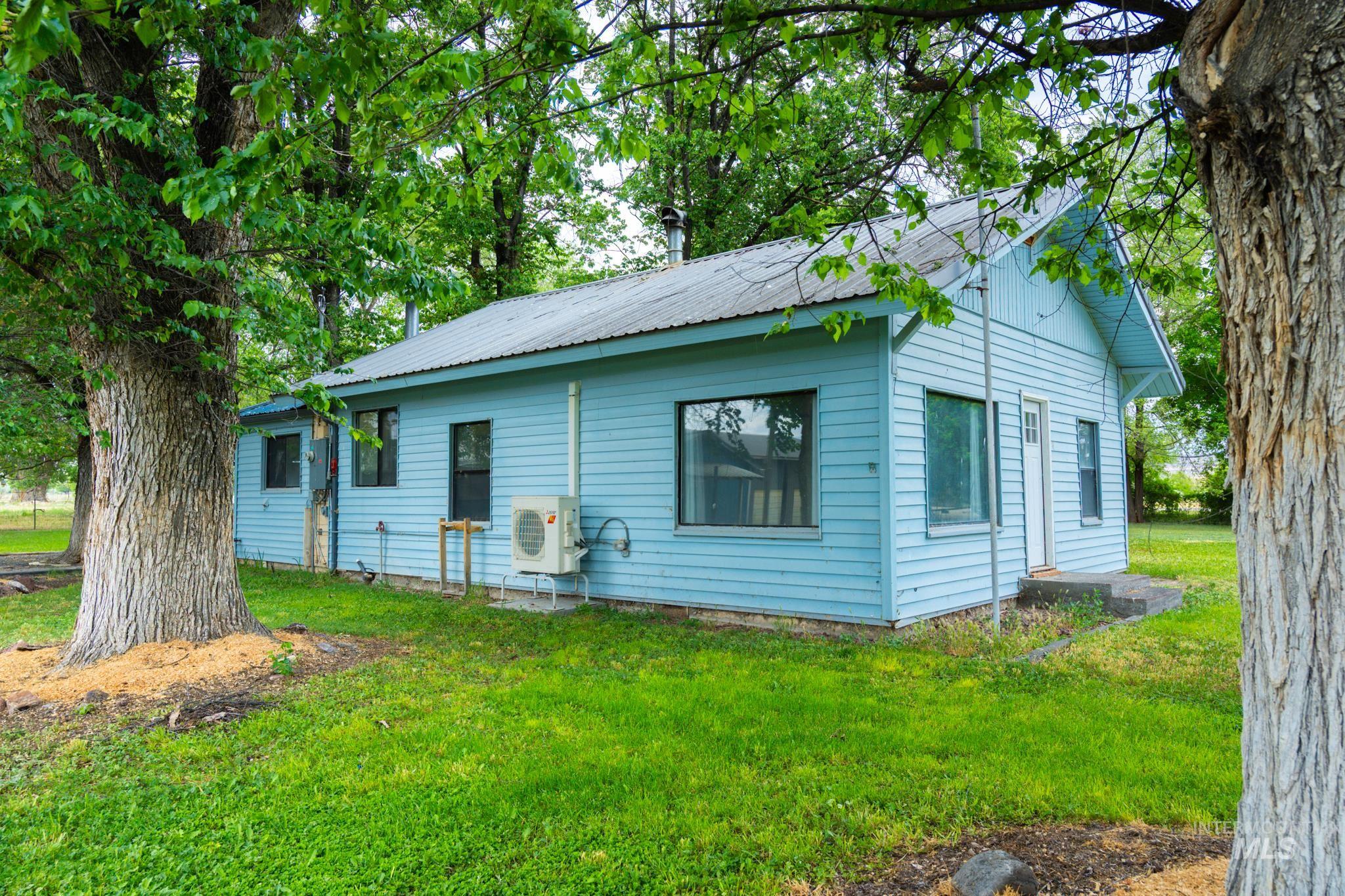 2993 2nd St Property Photo 1