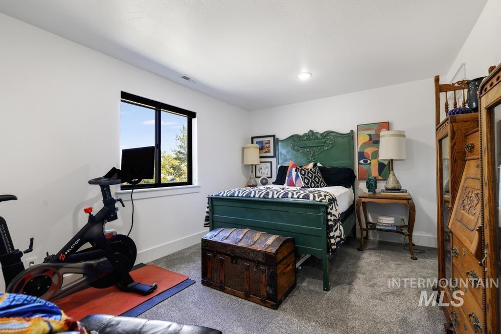 1541 Clear Creek Loop Property Photo 40