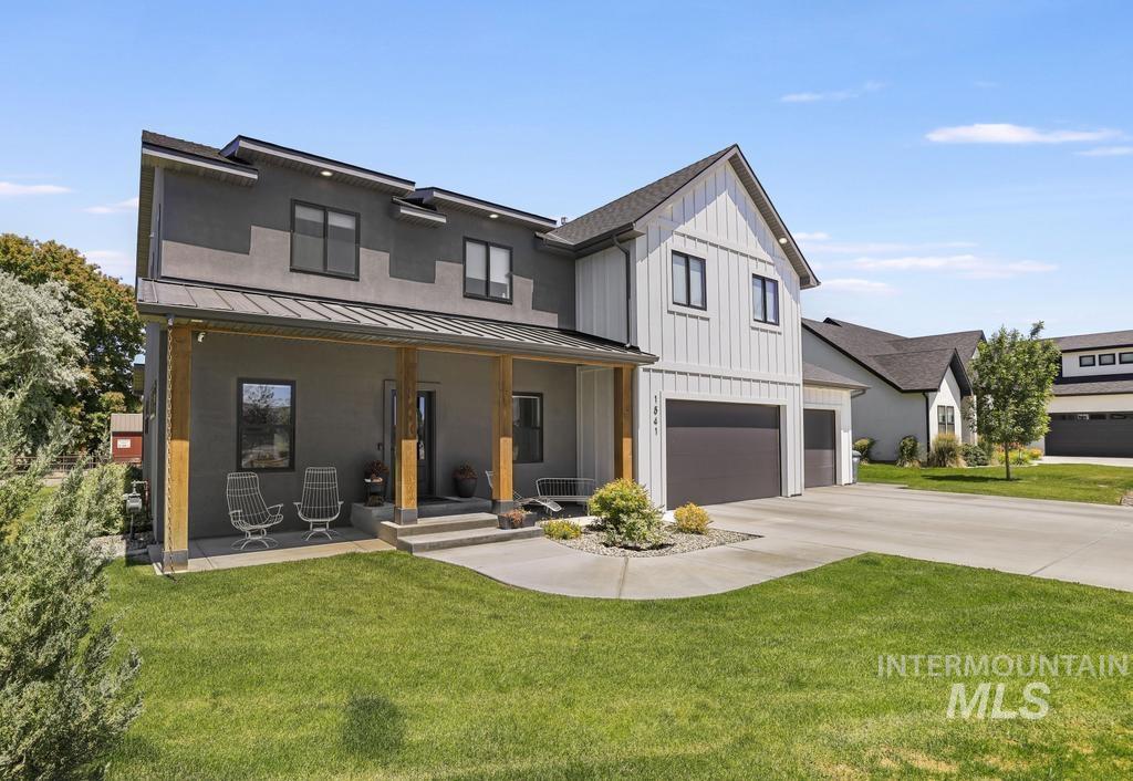 1541 Clear Creek Loop Property Photo 48