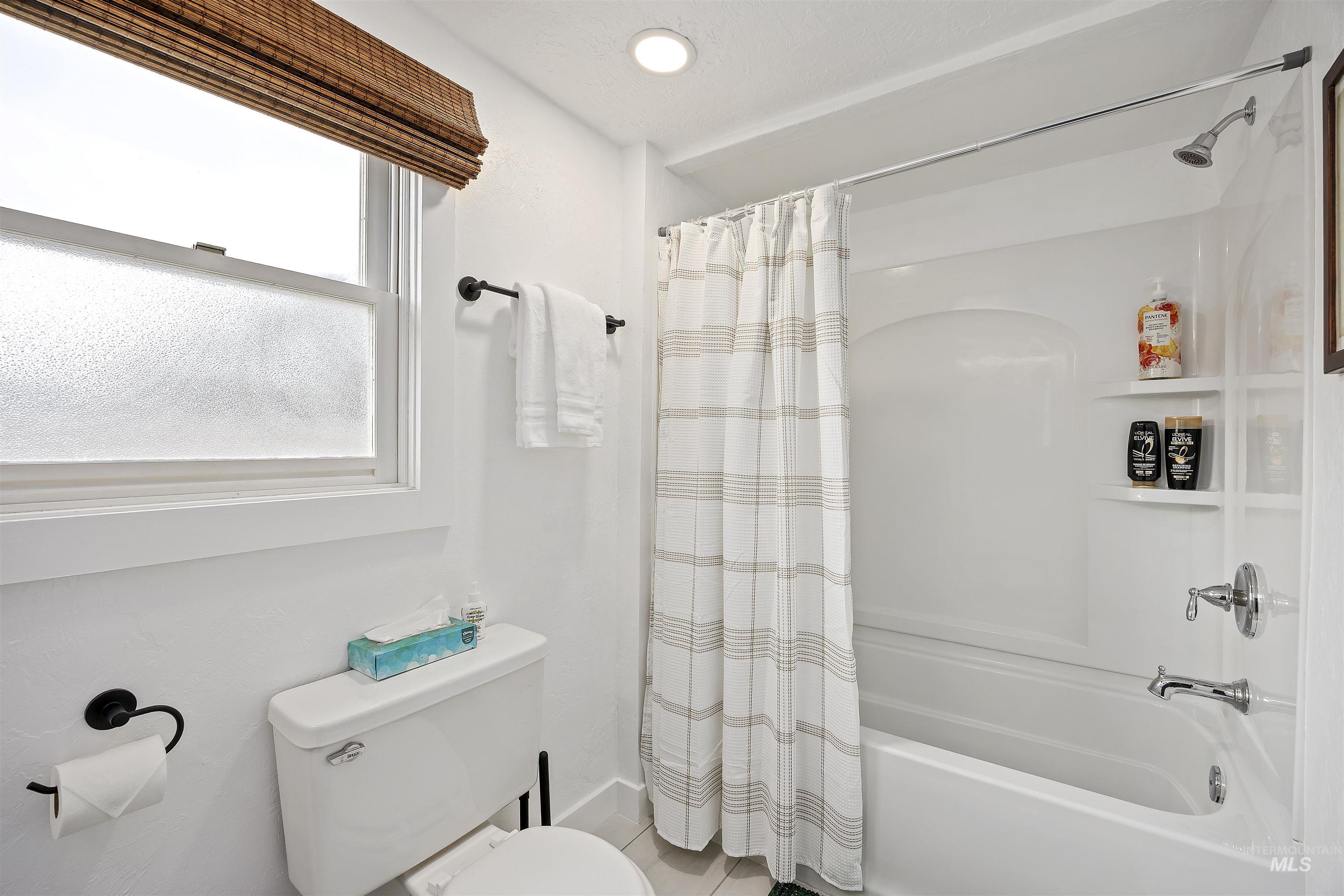370 Orchard Street East Property Photo 23