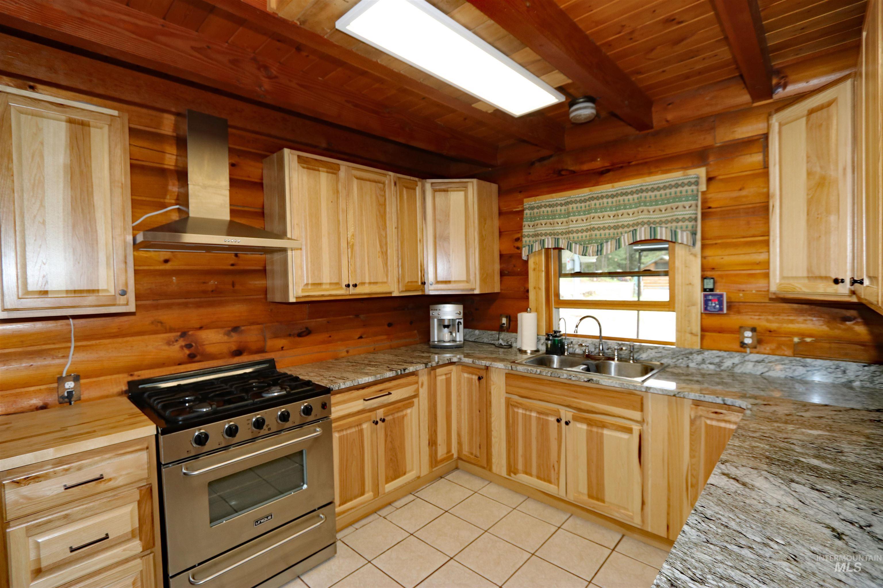 1826 Joseph Road Property Photo 9