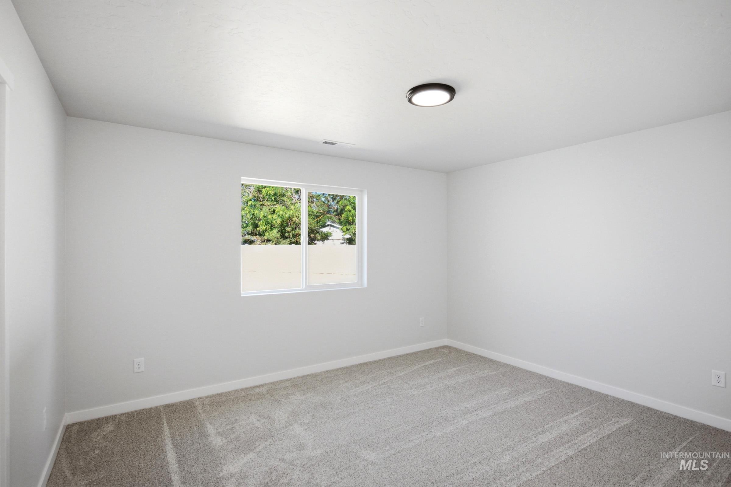 543 W Novak Dr Property Photo 10