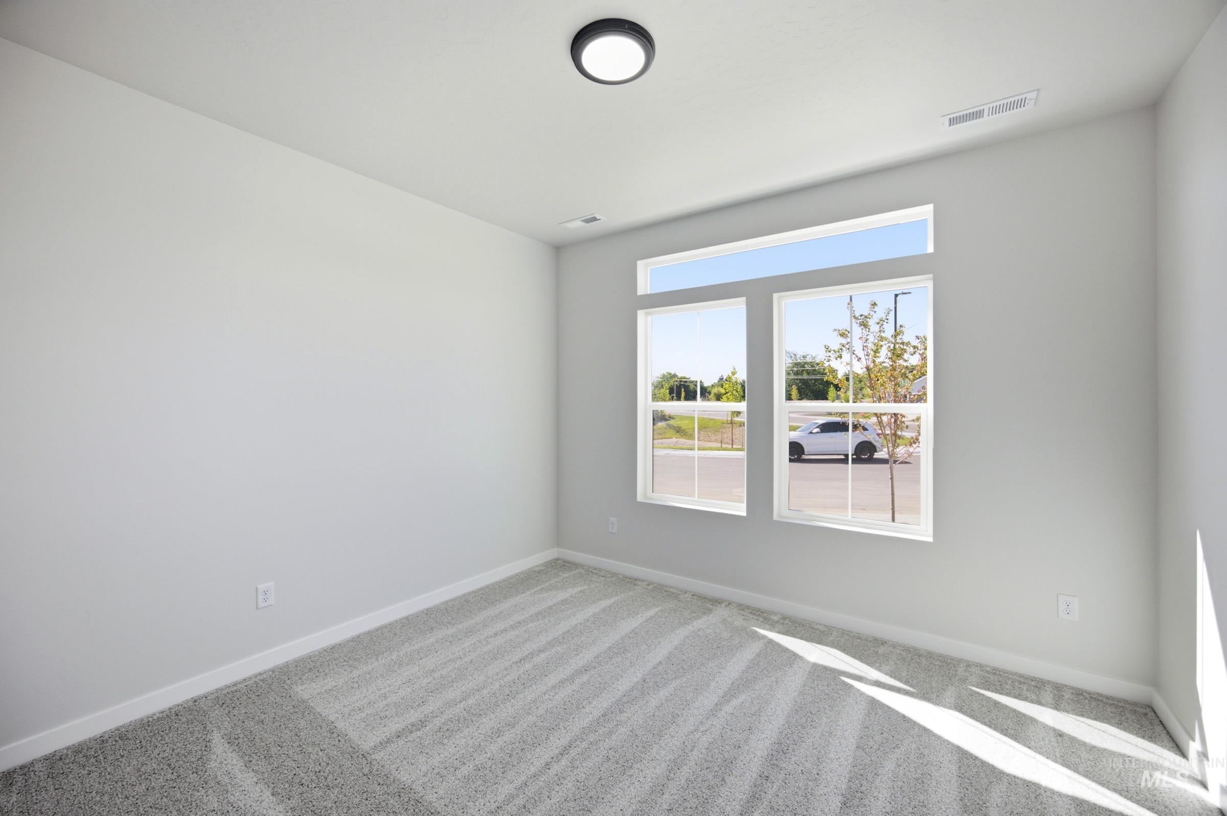 543 W Novak Dr Property Photo 15