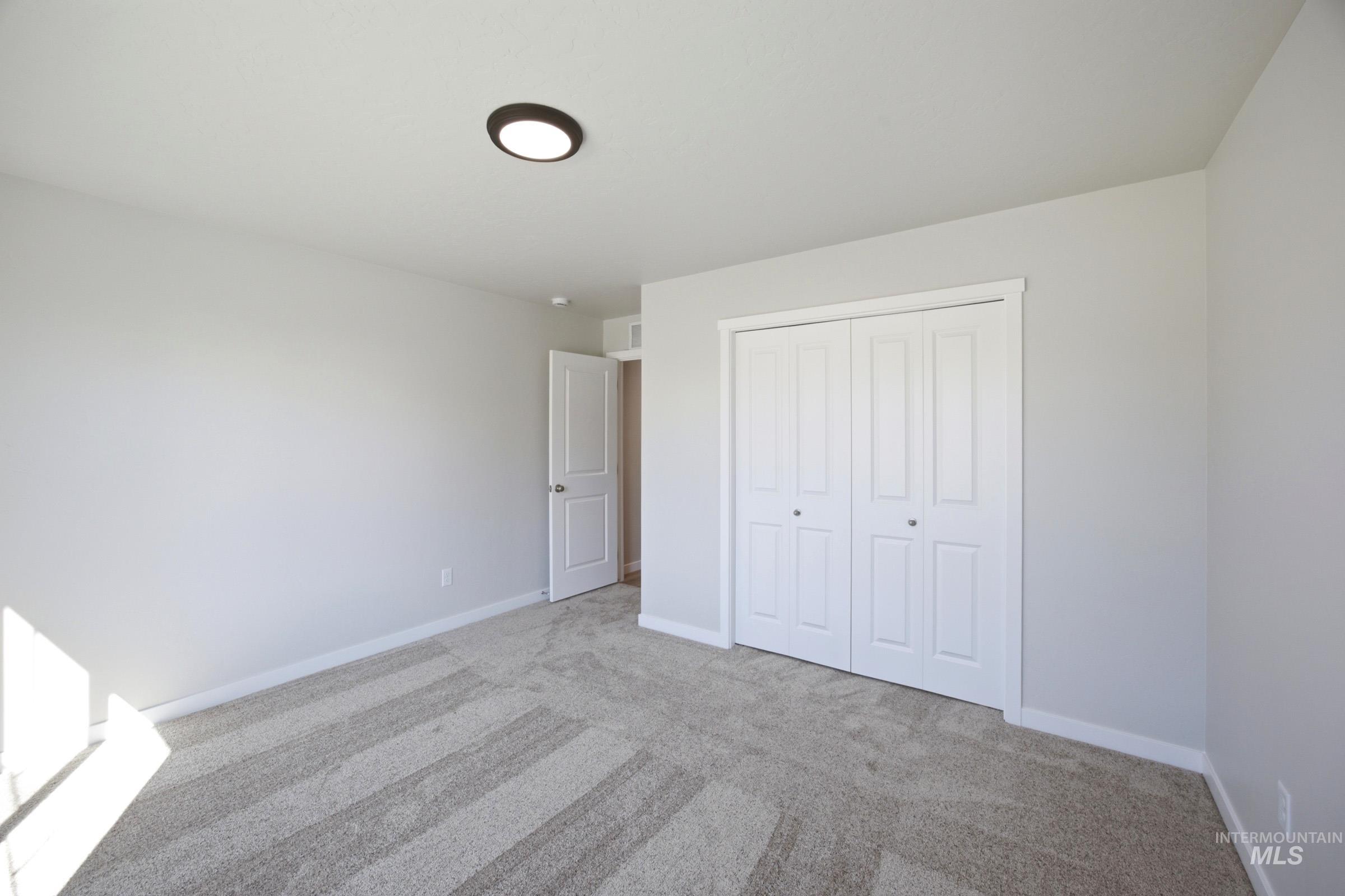583 W Novak Dr Property Photo 21
