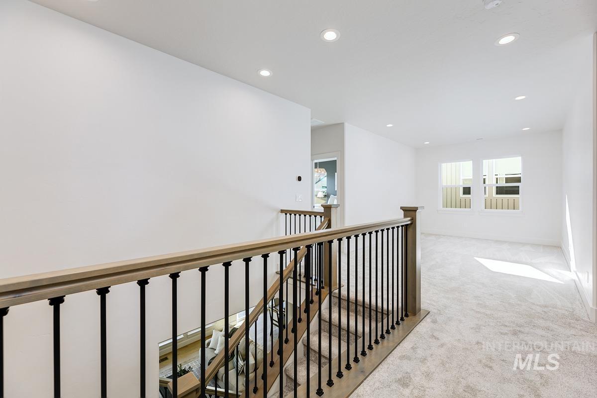 3116 E Renwick St Property Photo 14