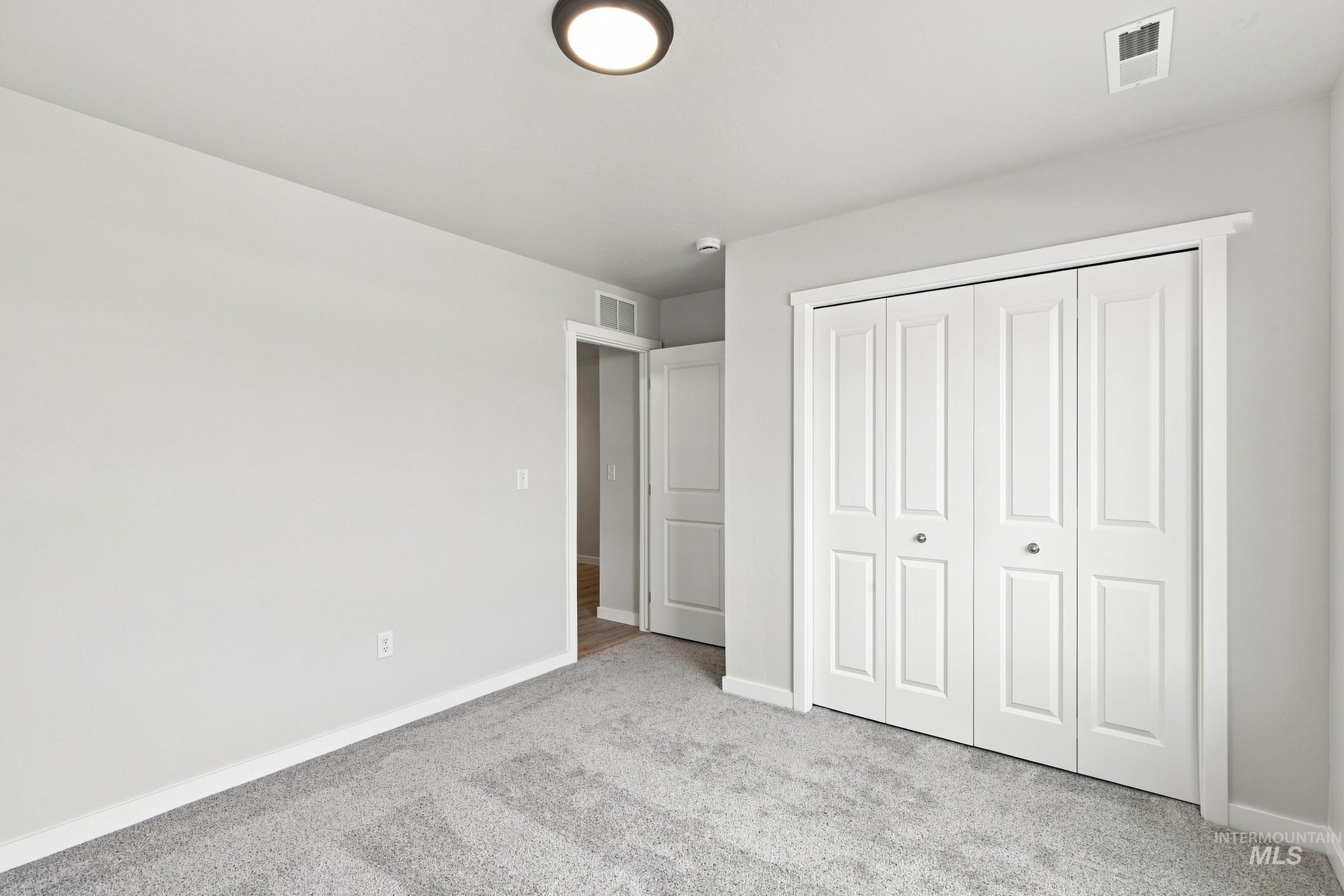 110 Golinda Ave Property Photo 12