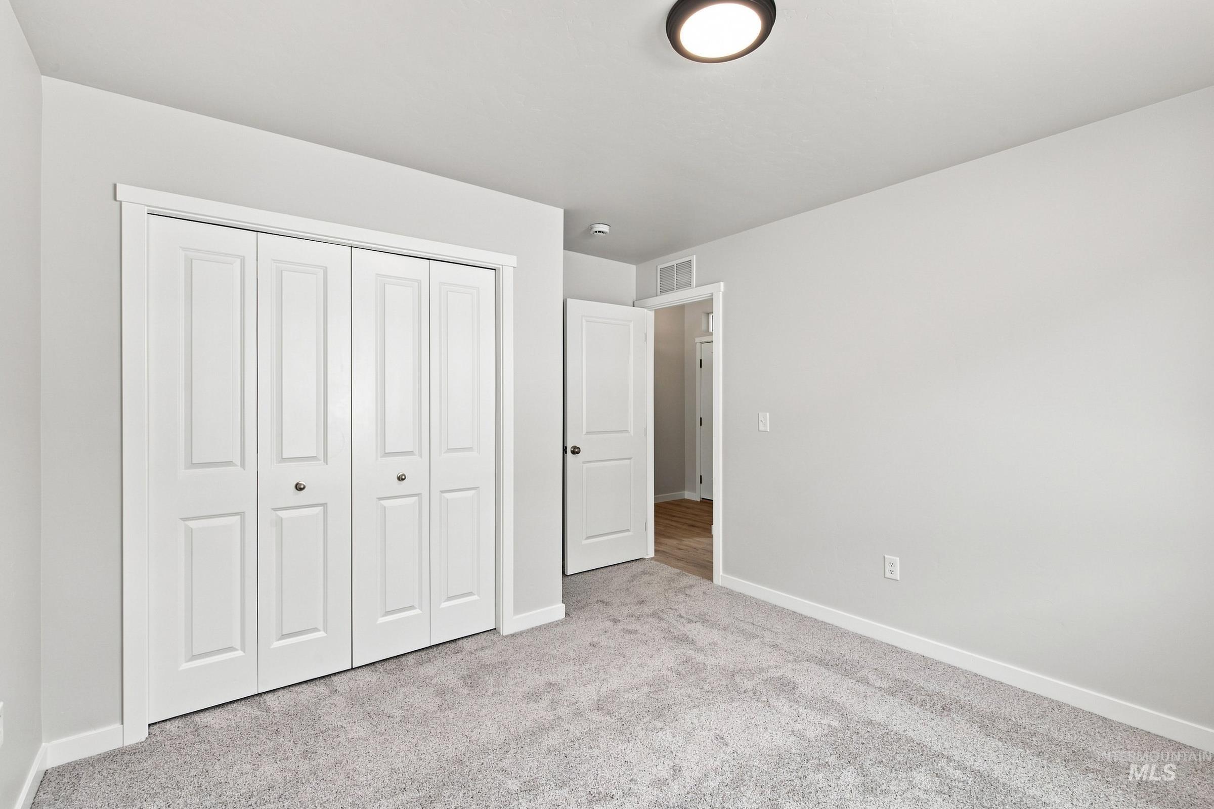 110 Golinda Ave Property Photo 14