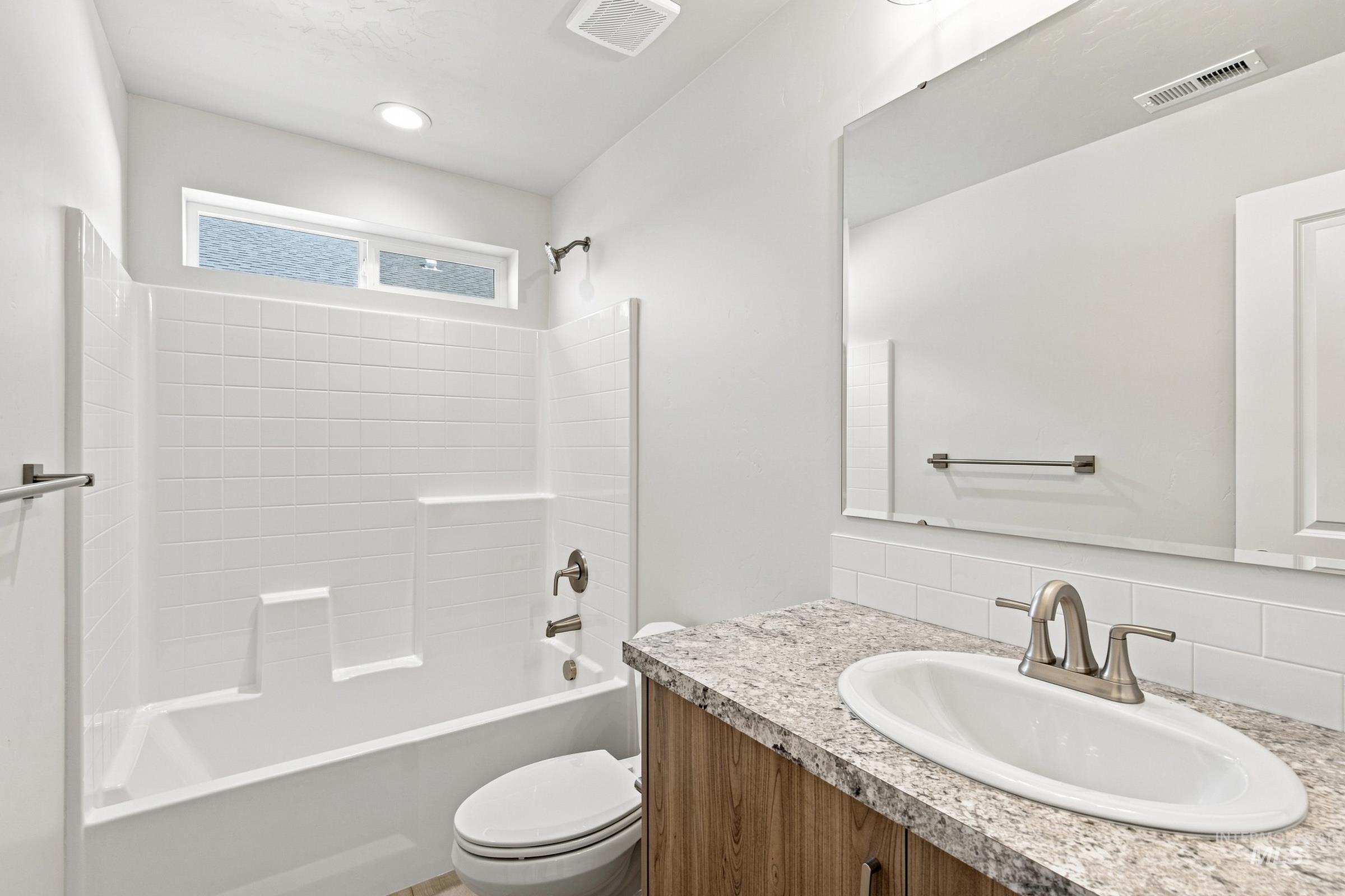 110 Golinda Ave Property Photo 15