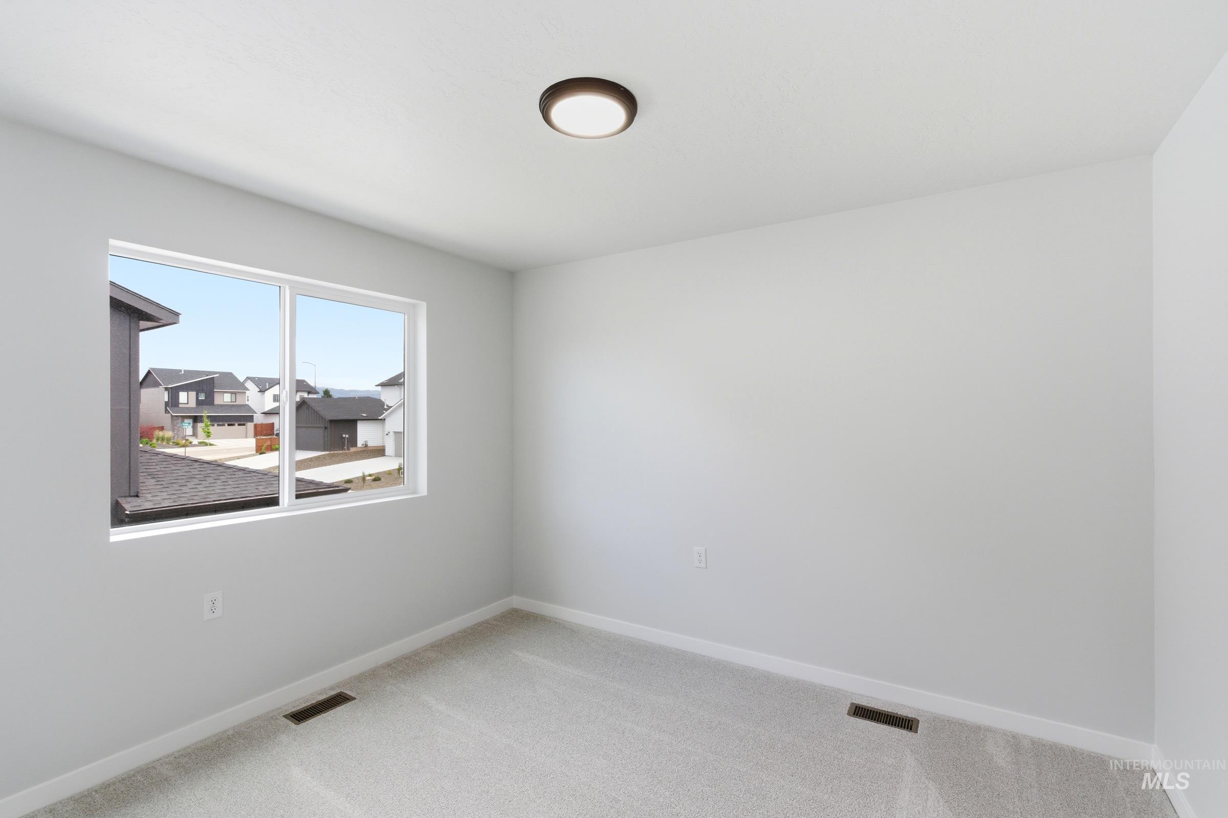 6757 S Spindlebush Ave Property Photo 13
