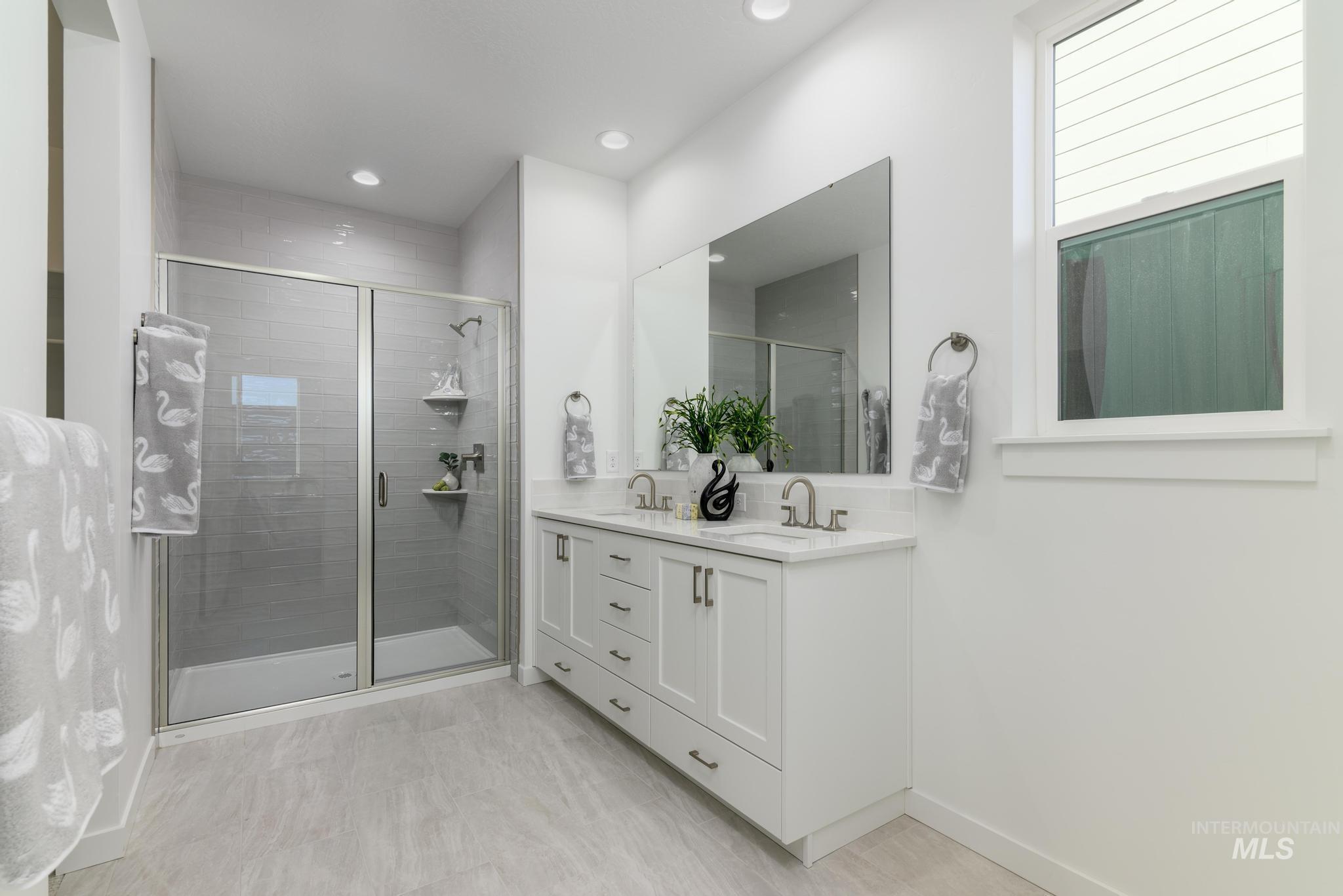 14890 Brown Pelican St Property Photo 6