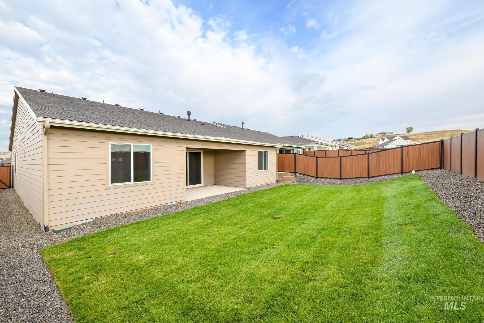 14890 Brown Pelican St Property Photo 8