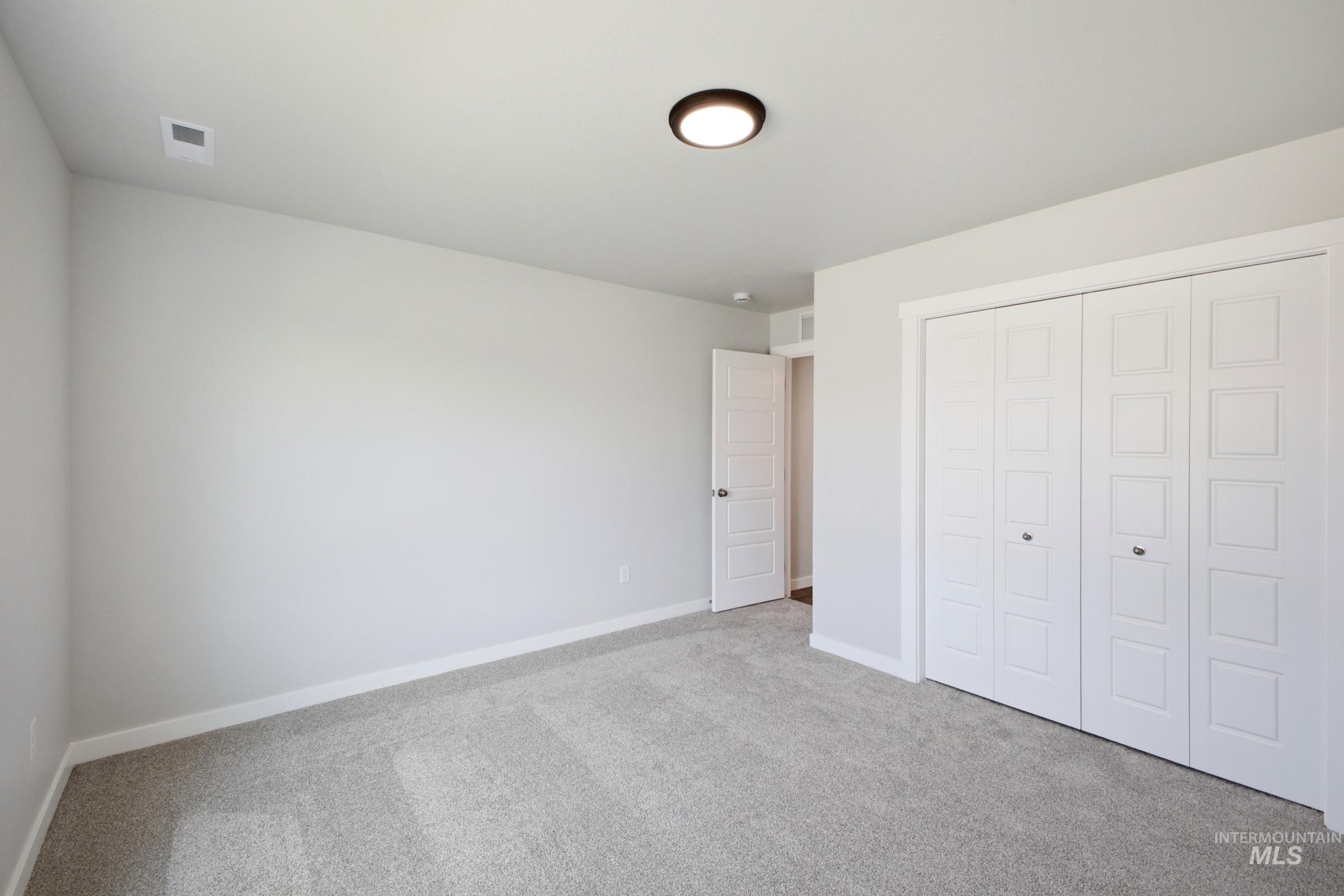2520 W Red Jasper Dr Property Photo 14