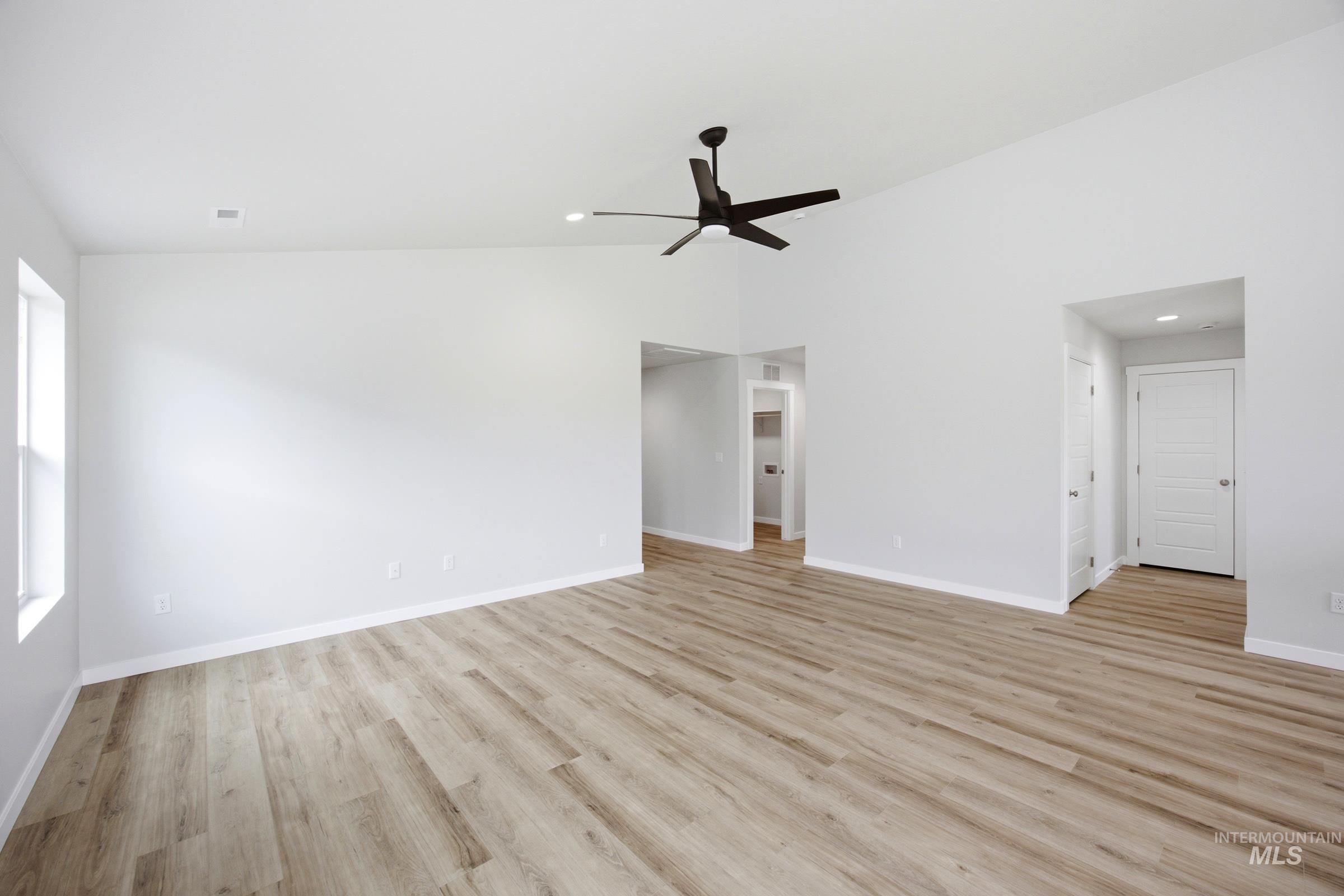 1157 W Jasper St Property Photo 8