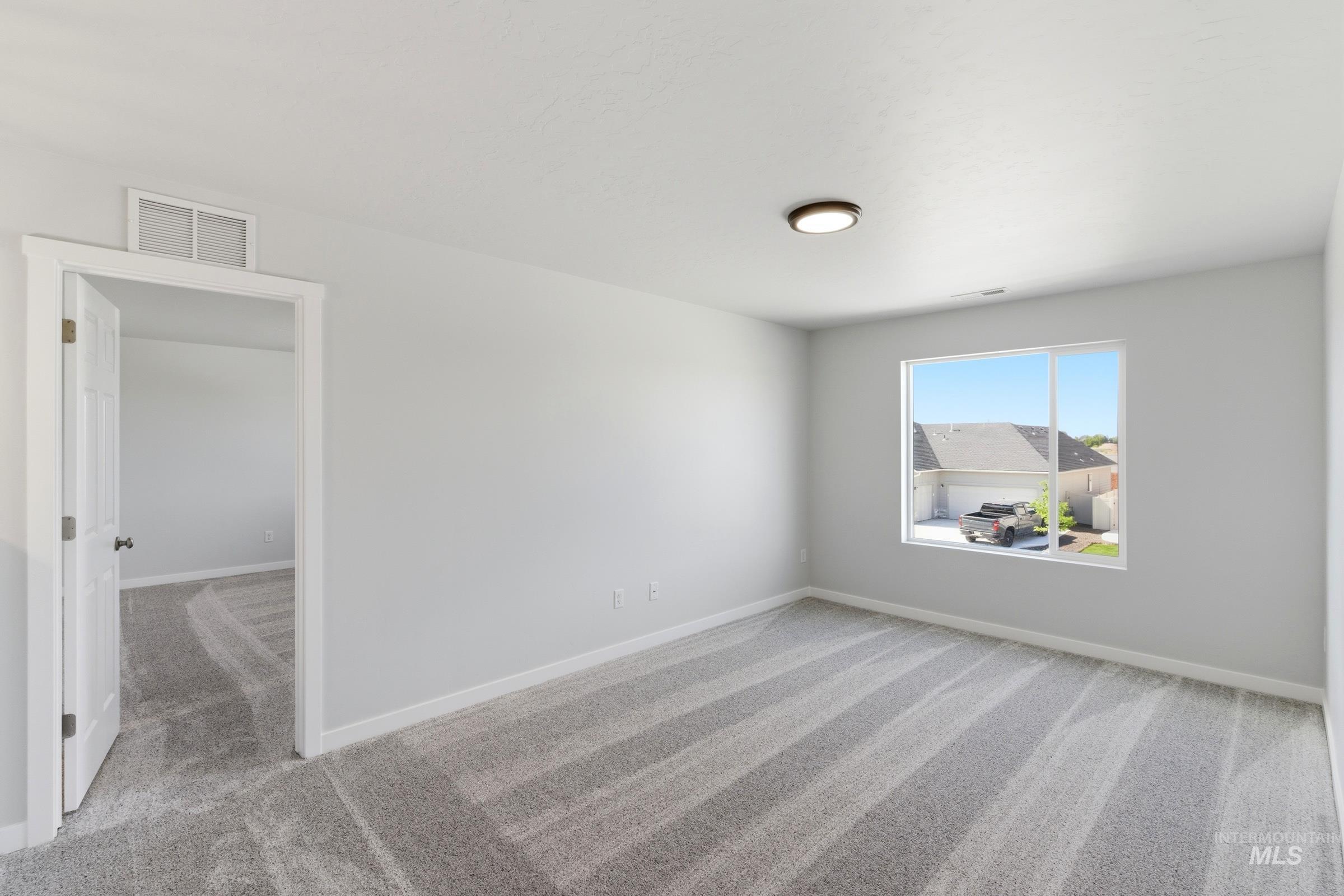 3642 E Jamestown Dr Property Photo 24