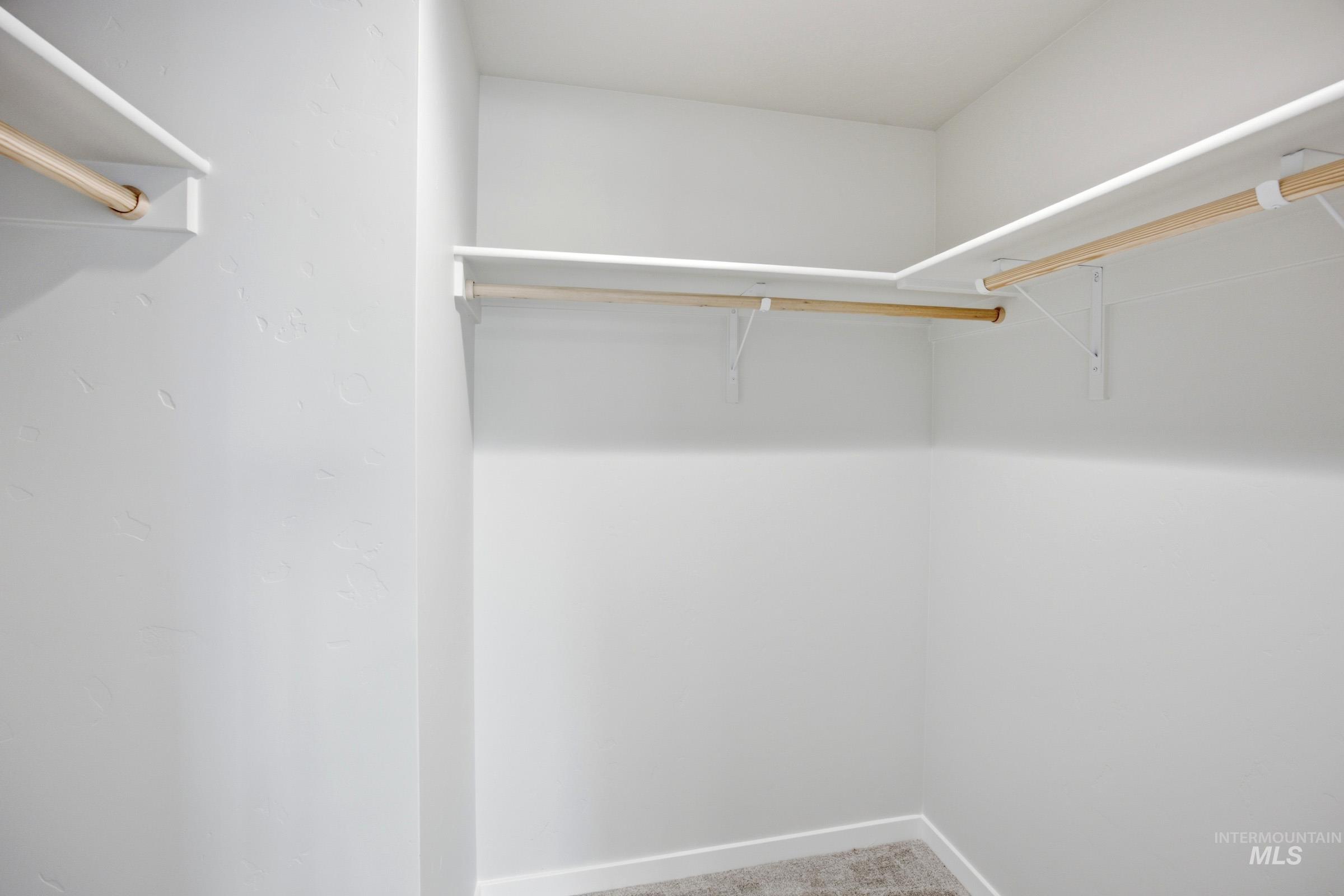 12854 Ropers St Property Photo 20