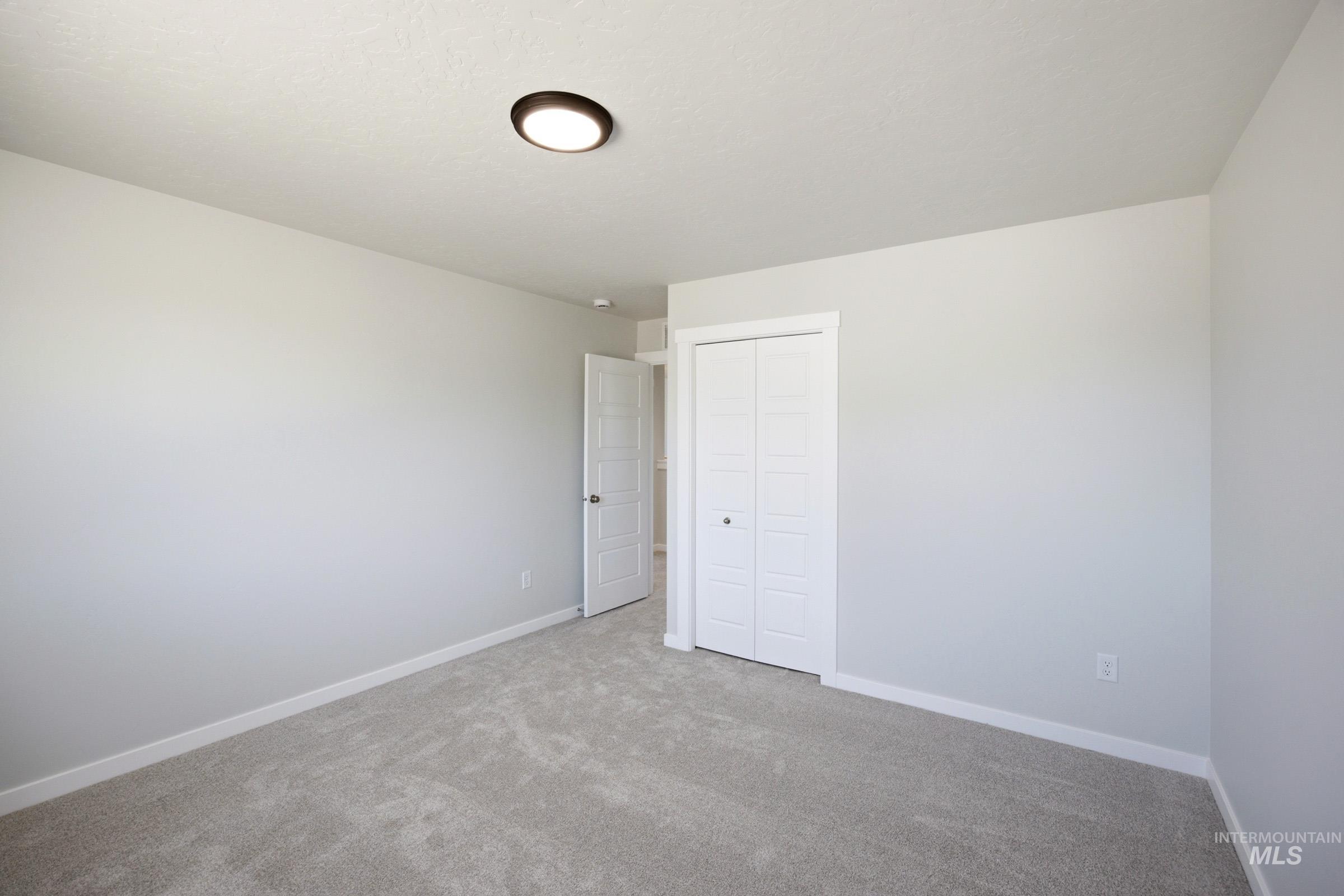 12854 Ropers St Property Photo 23
