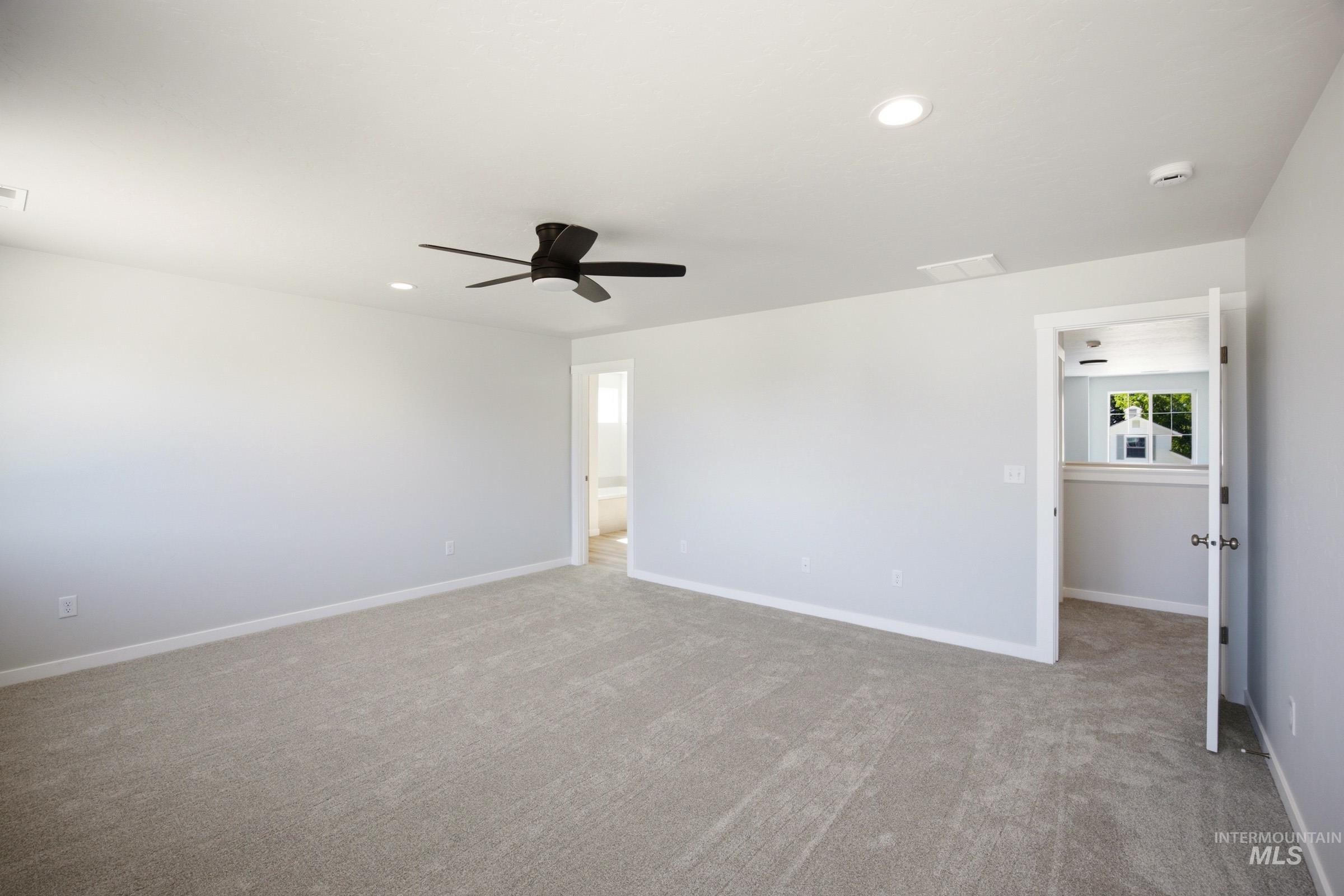 12854 Ropers St Property Photo 25