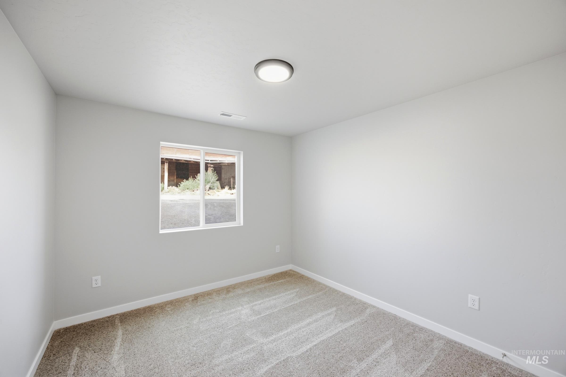 3381 E Red Maple Ct Property Photo 7