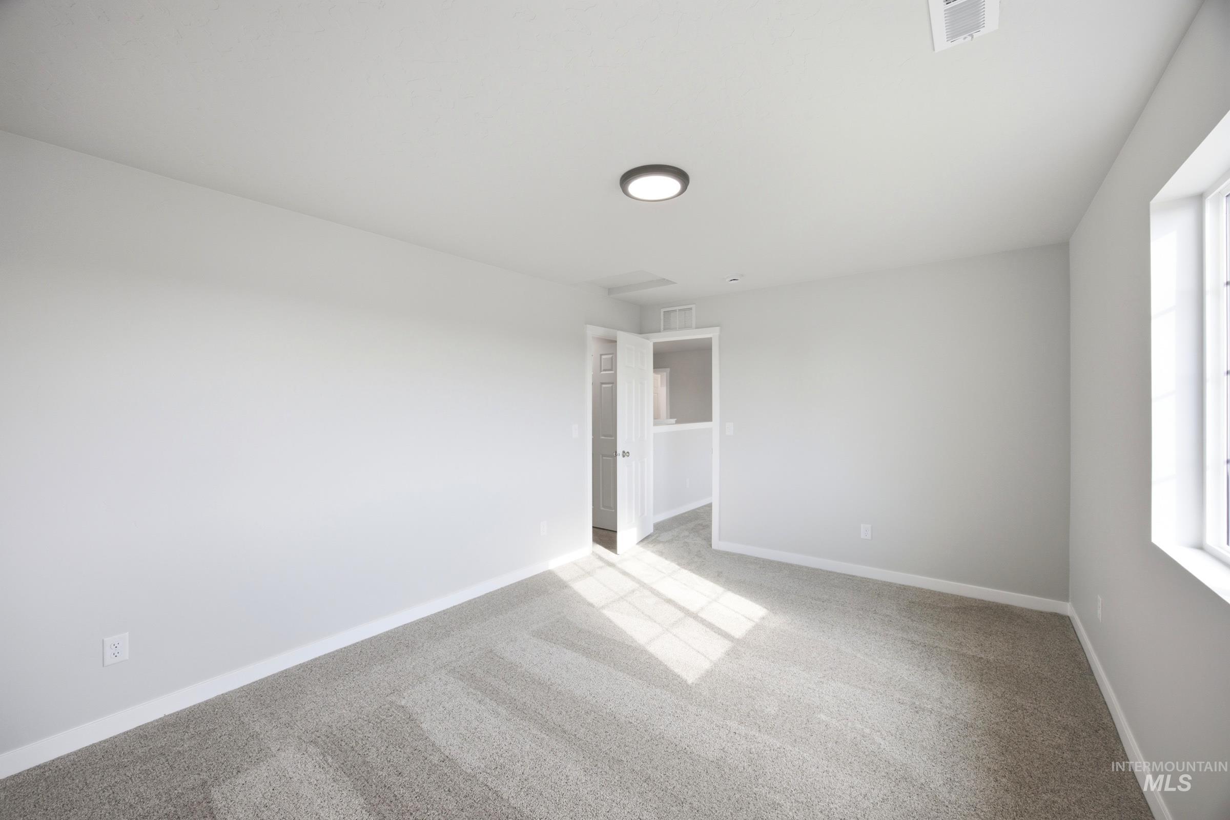3381 E Red Maple Ct Property Photo 16