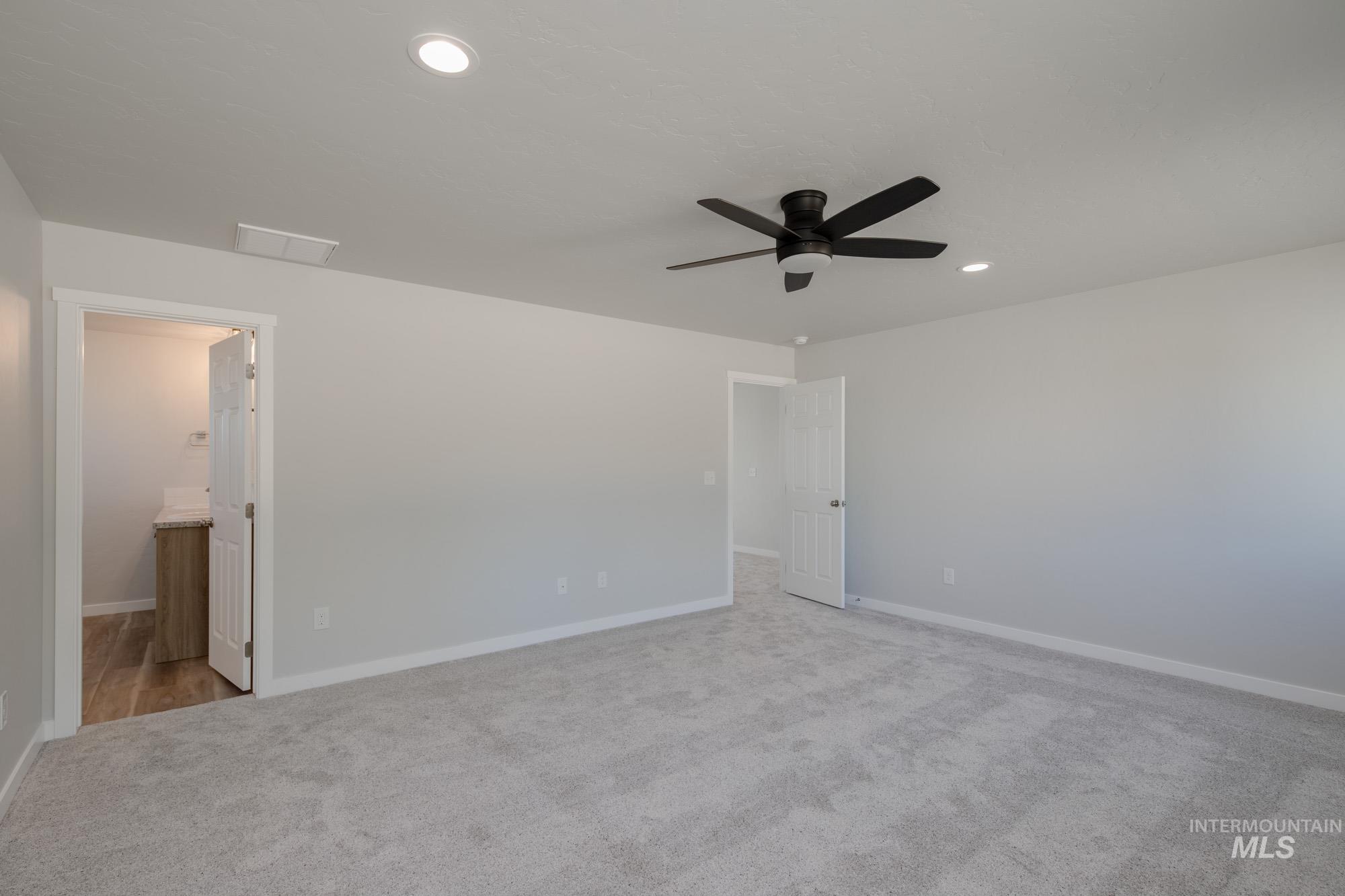 3381 E Red Maple Ct Property Photo 20