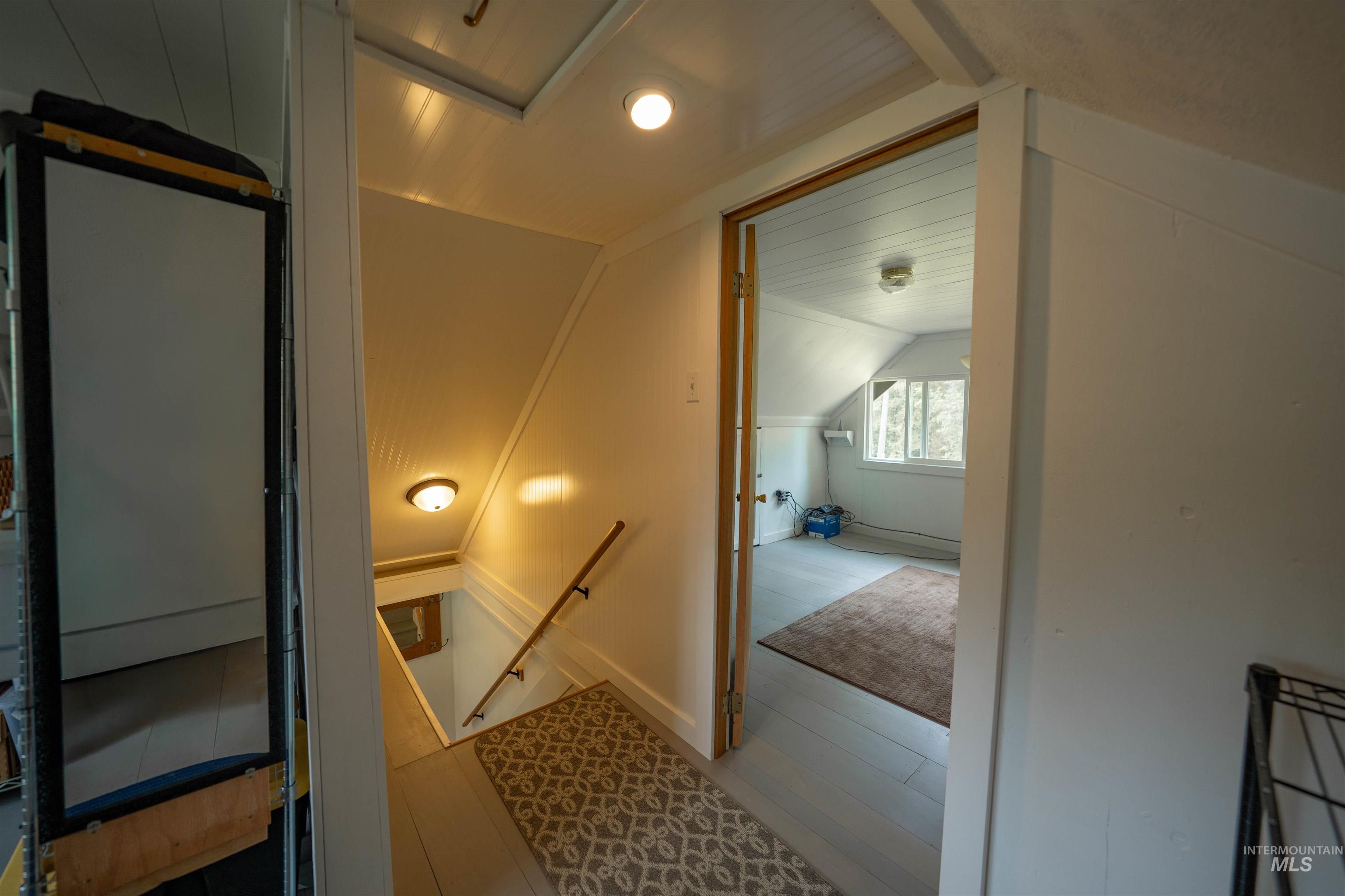 5692 Meadow Creek Road Property Photo 20