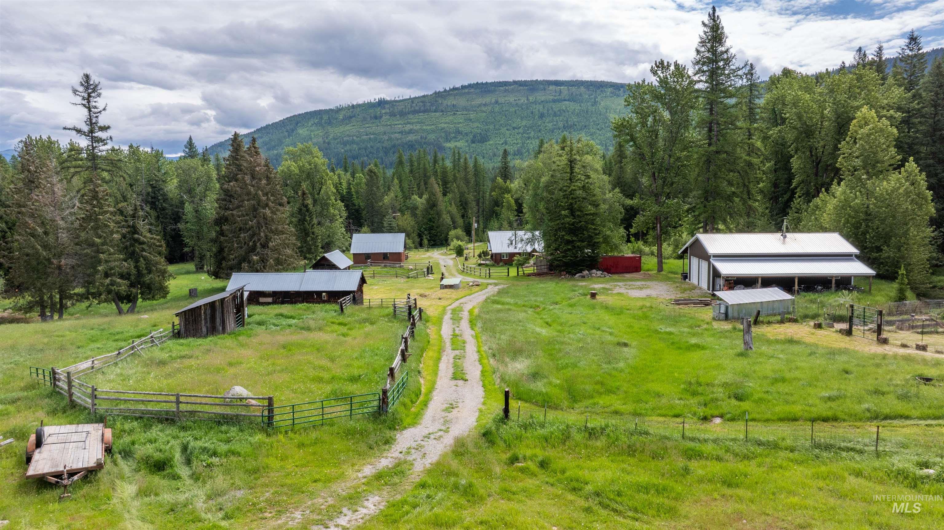 5692 Meadow Creek Road Property Photo 23