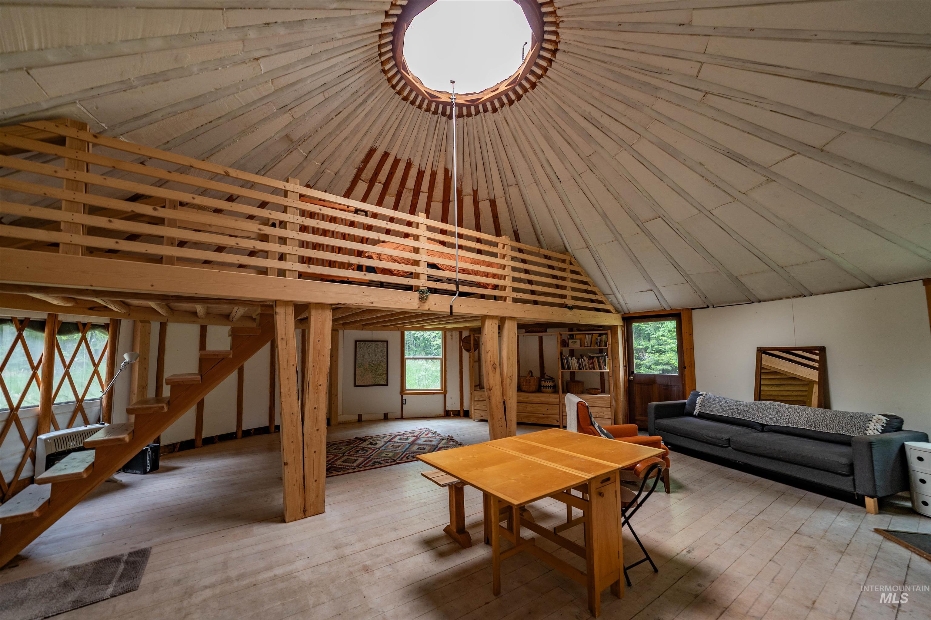 5692 Meadow Creek Road Property Photo 40