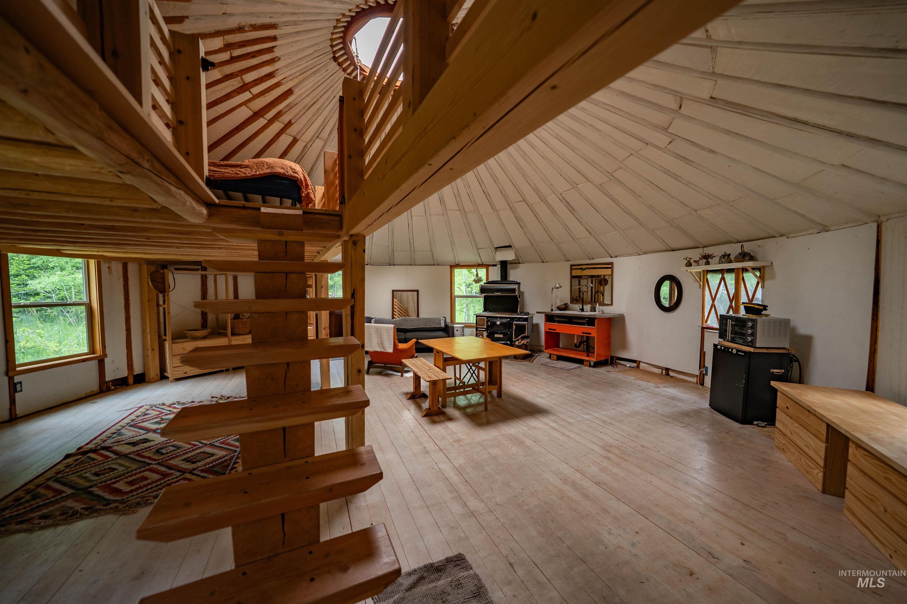 5692 Meadow Creek Road Property Photo 46