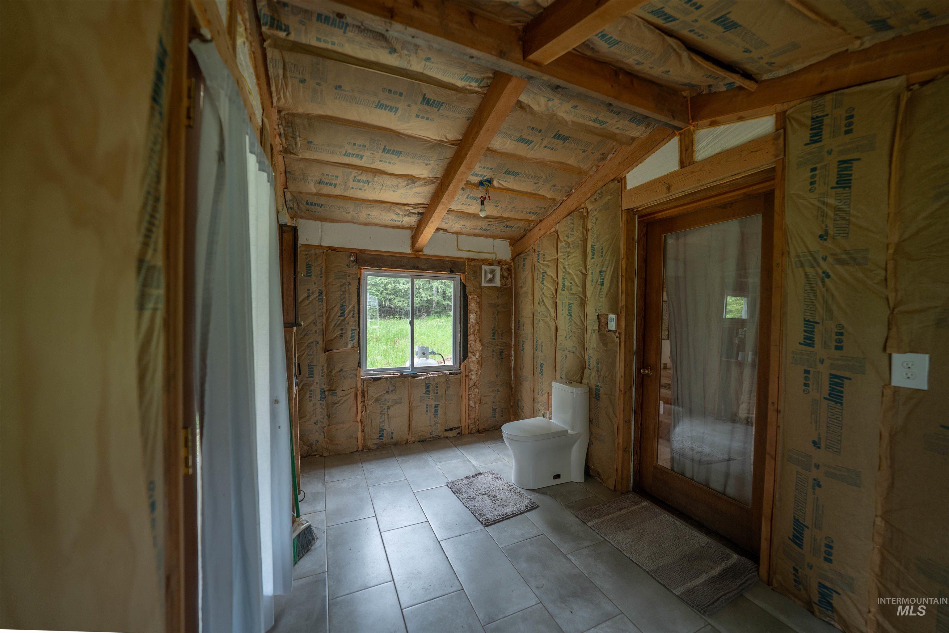 5692 Meadow Creek Road Property Photo 47