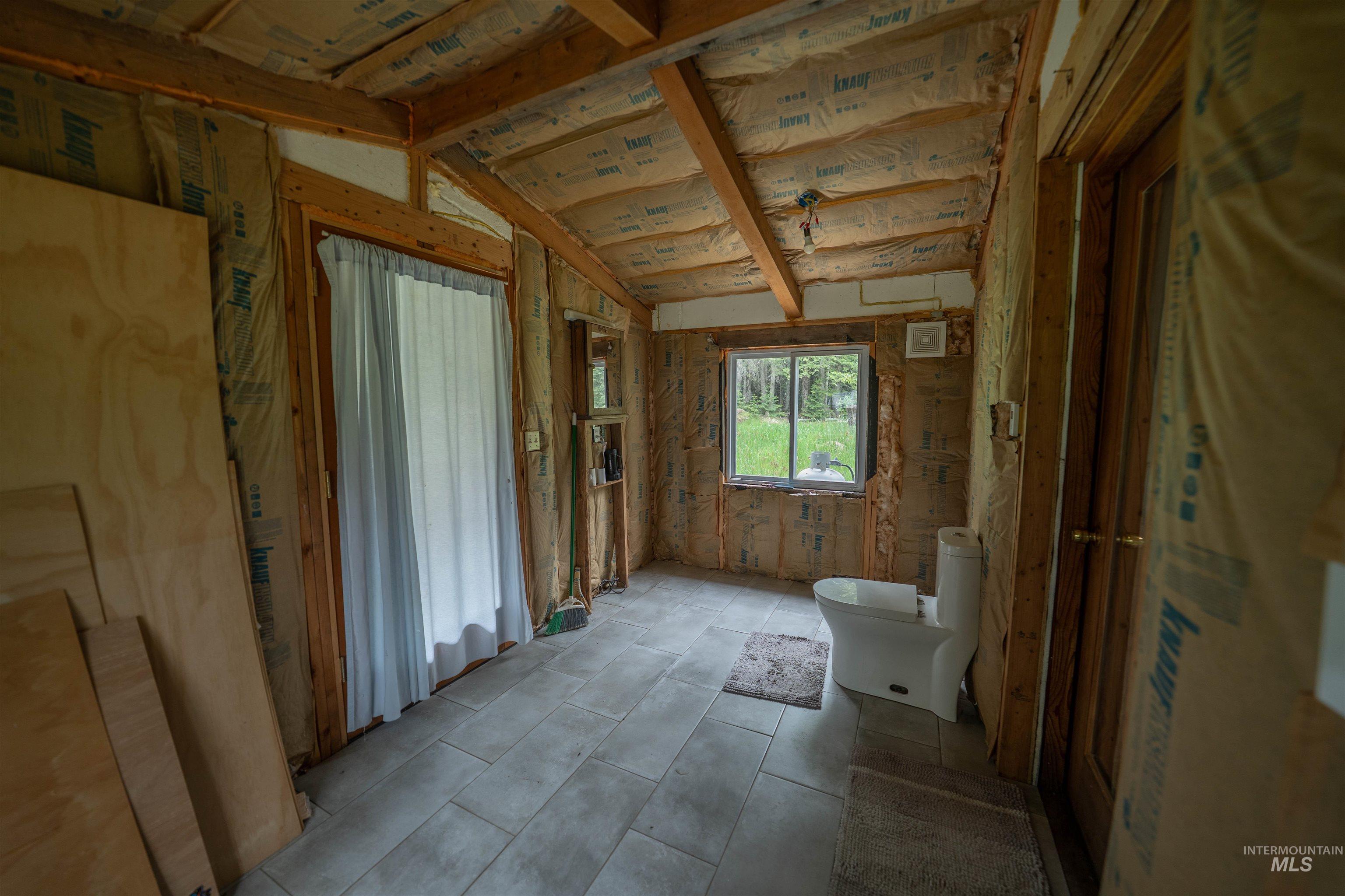5692 Meadow Creek Road Property Photo 48