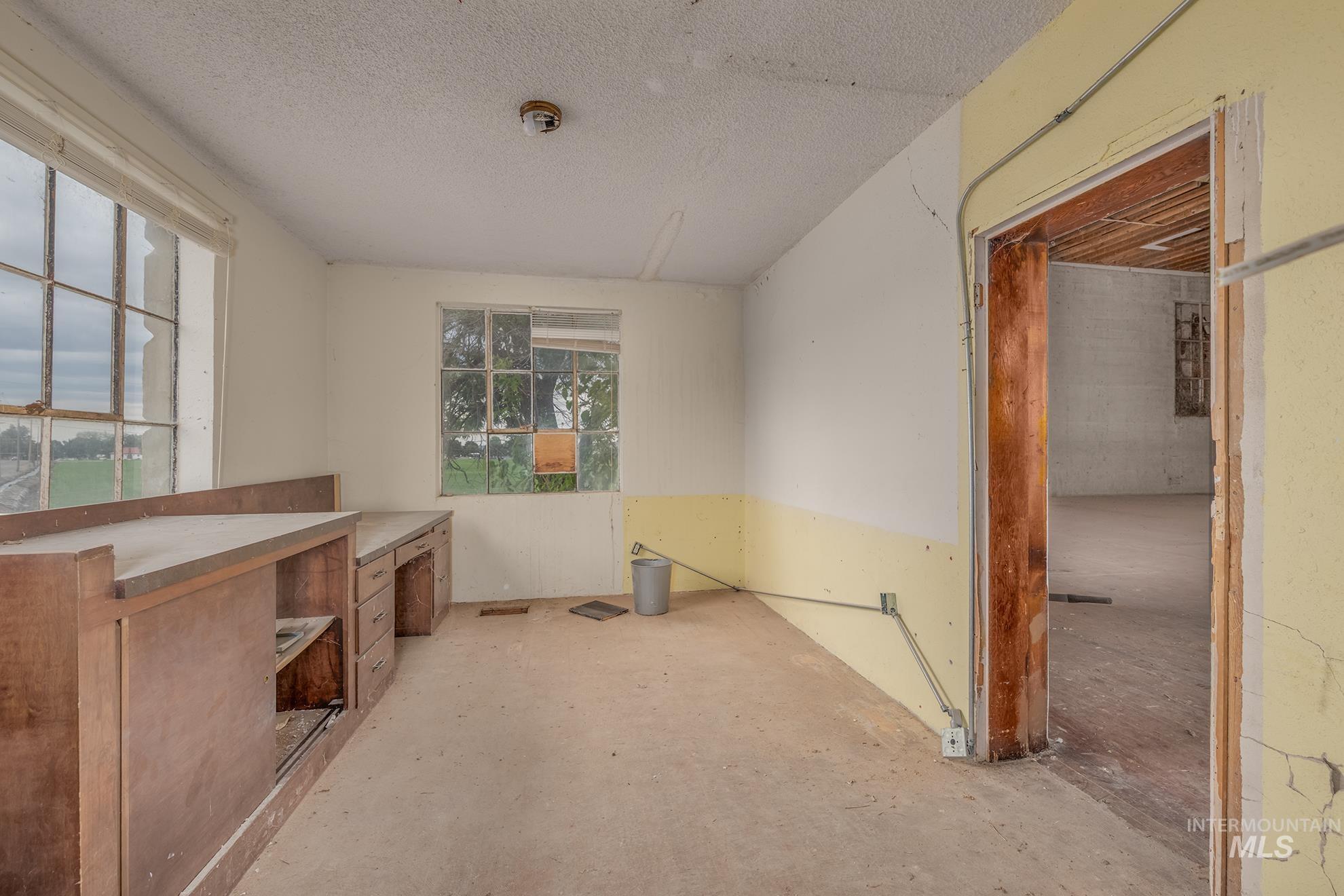 2155 Paddock Ave Property Photo 10