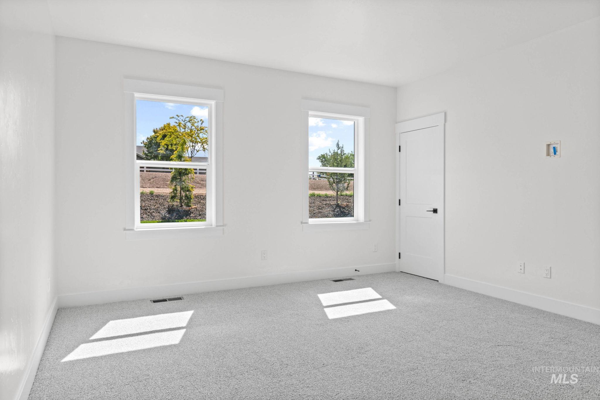 17397 Madison Rd Property Photo 31