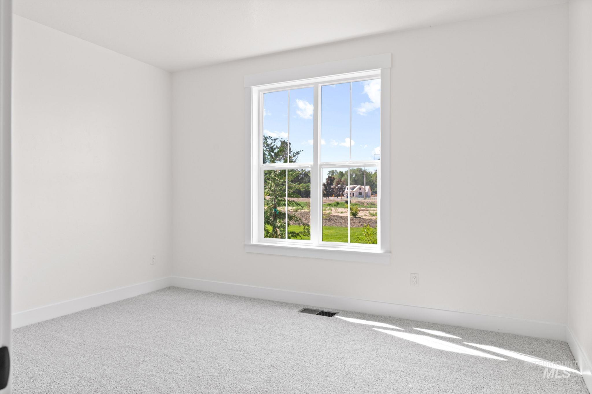 17397 Madison Rd Property Photo 38