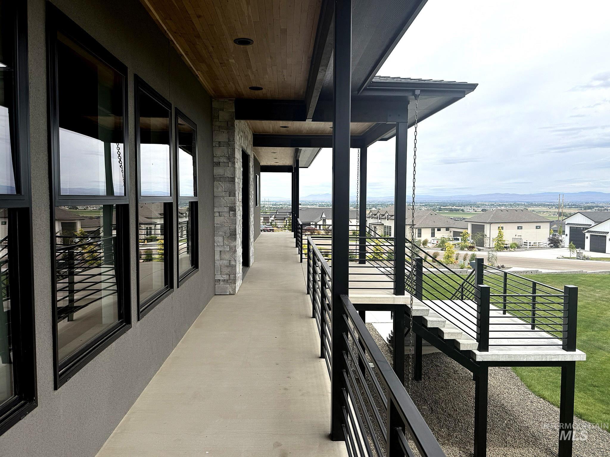 13873 Shafer Butte Way Property Photo 5