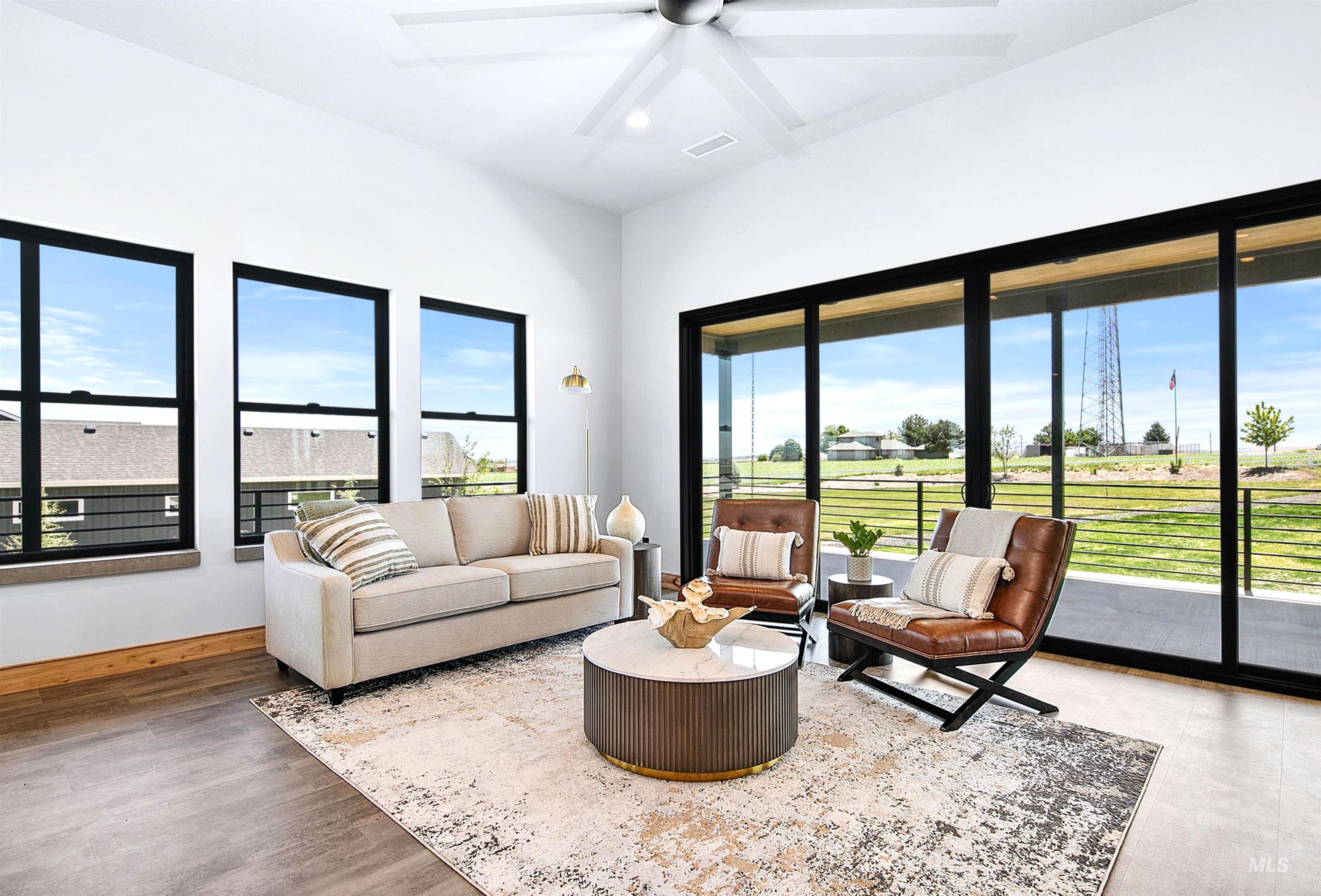 13873 Shafer Butte Way Property Photo 10