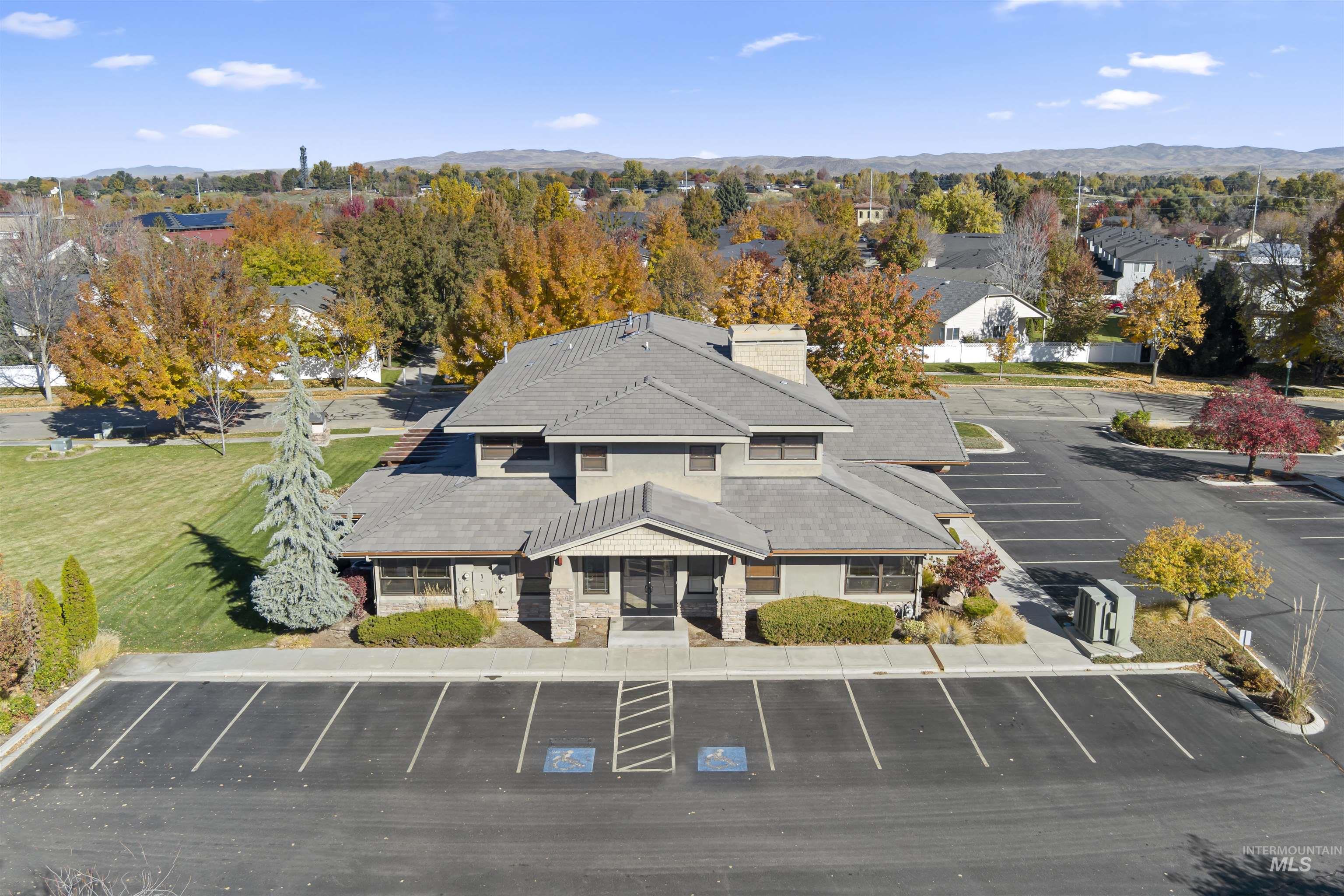 1151 Iron Eagle Property Photo 6