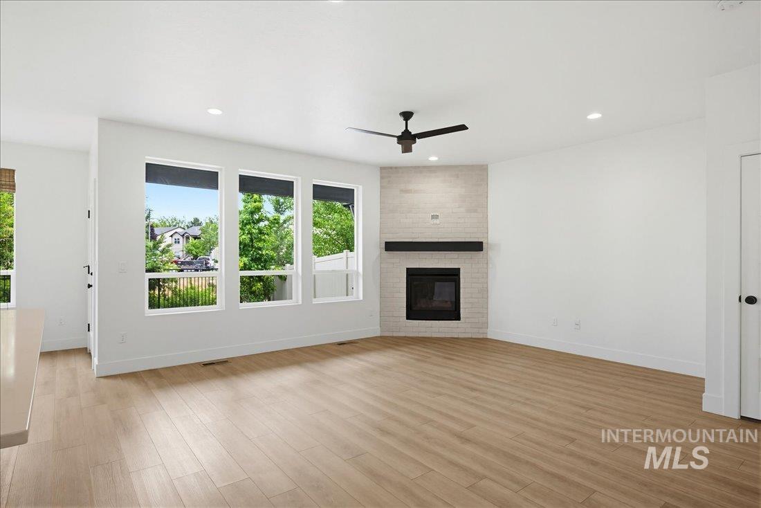 1876 E Knobcone Drive Property Photo 6