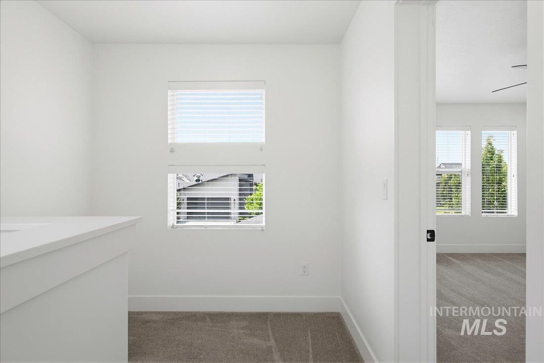 1876 E Knobcone Drive Property Photo 16
