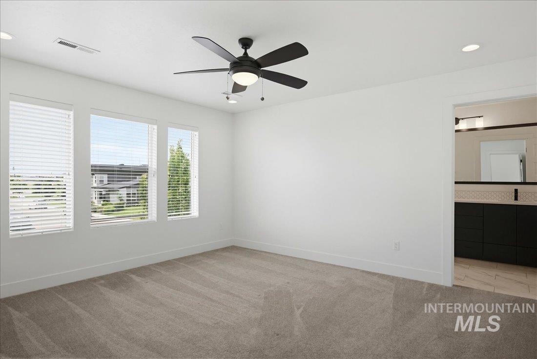 1876 E Knobcone Drive Property Photo 17