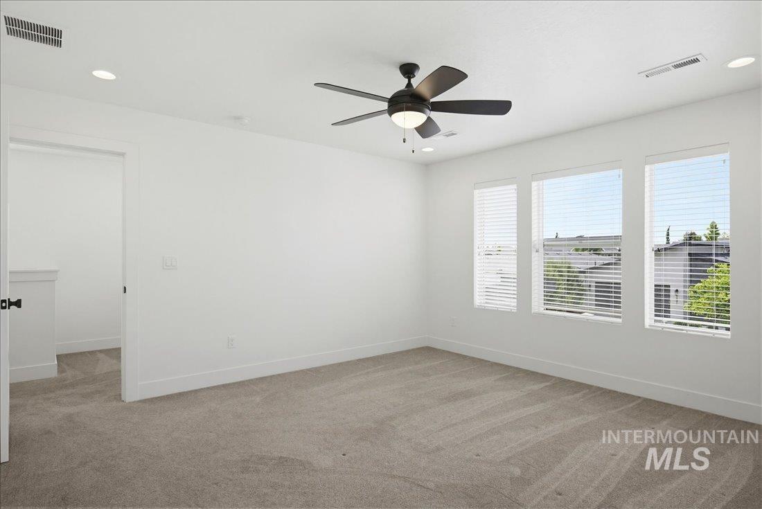 1876 E Knobcone Drive Property Photo 18