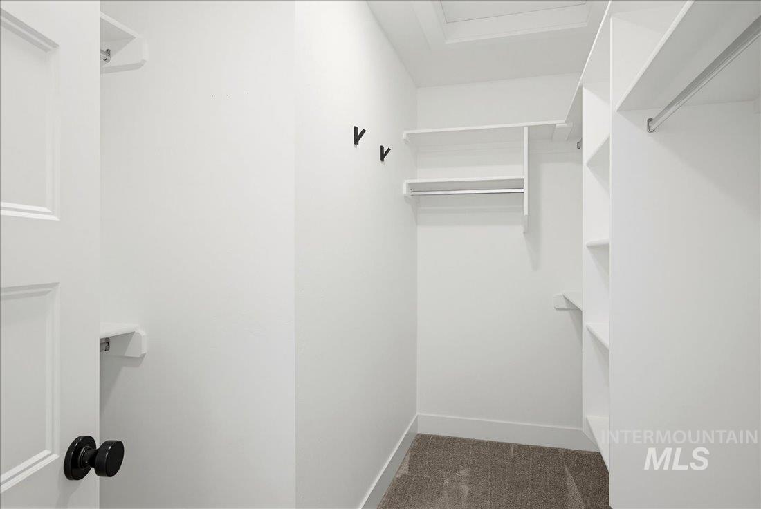 1876 E Knobcone Drive Property Photo 21