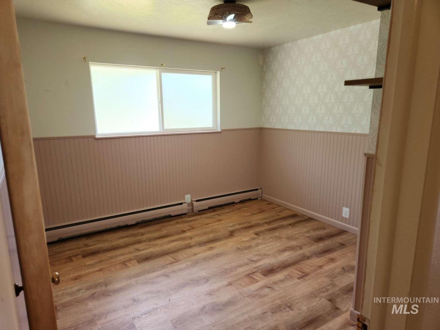 1909 Granada Dr Property Photo 23