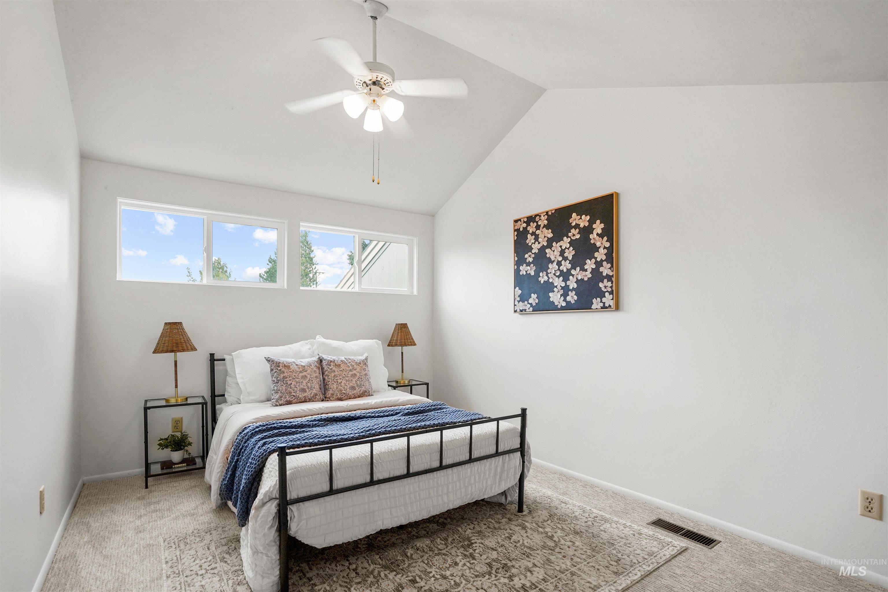 300 Morrison Property Photo 15