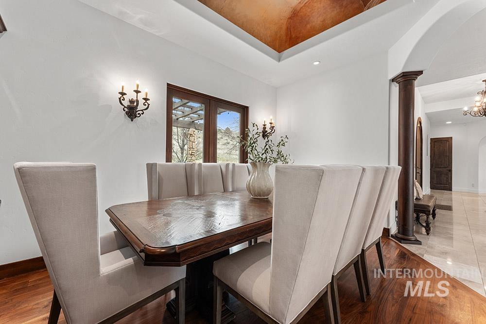 473 N Strata Via Way Property Photo 8