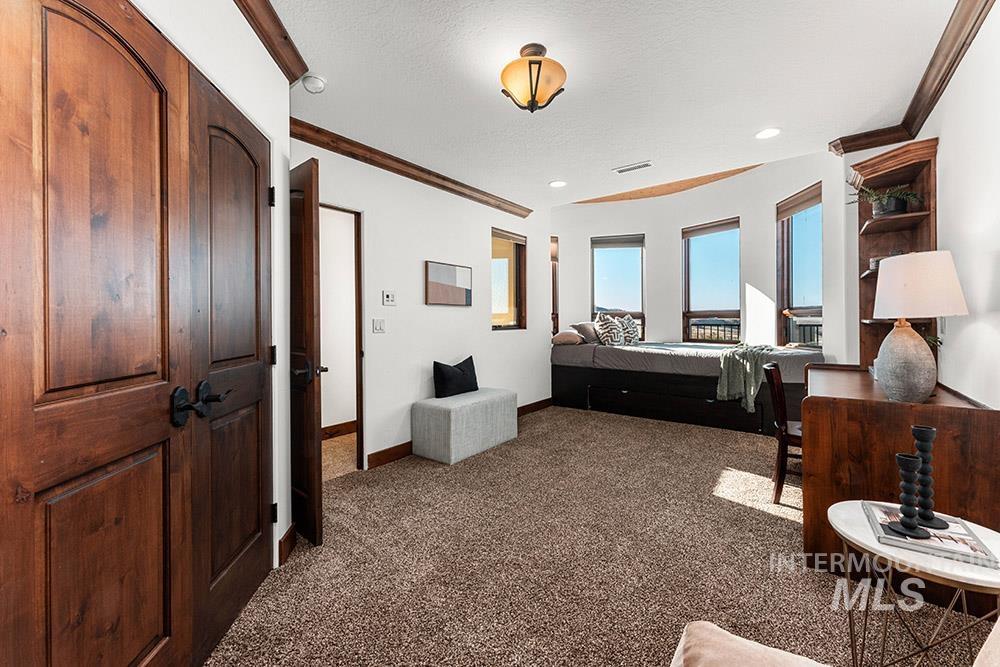 473 N Strata Via Way Property Photo 31