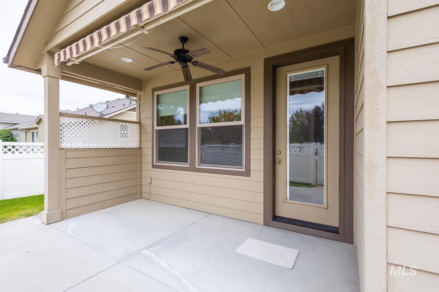 427 Briar Hill St Property Photo 39