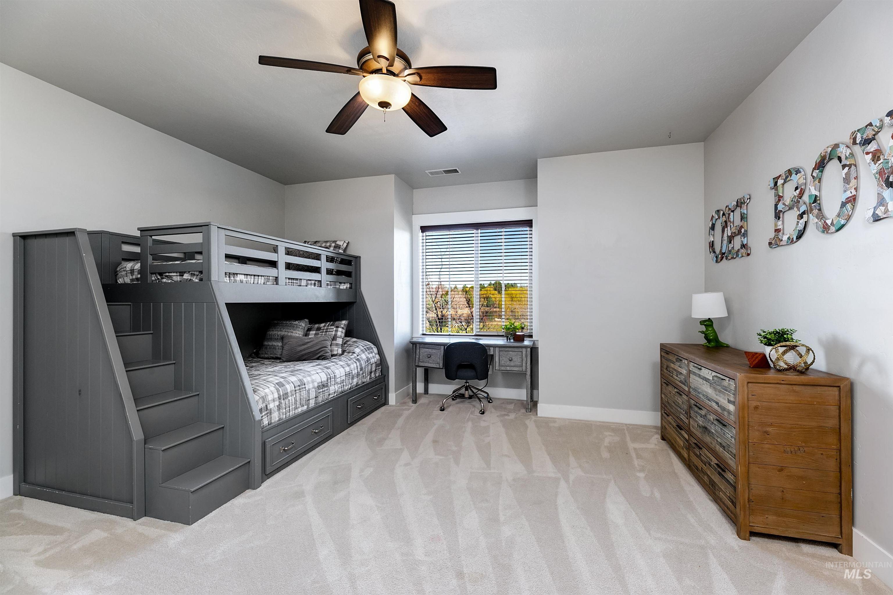 2230 N Vizcaya Way Property Photo 37