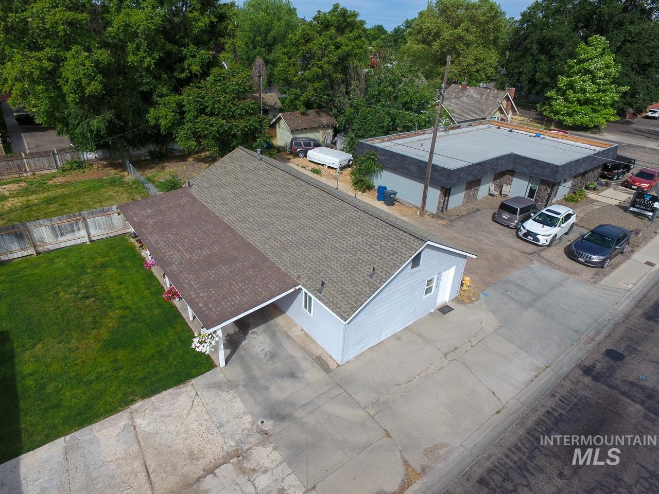 1015 S 7th. St. Property Photo 9